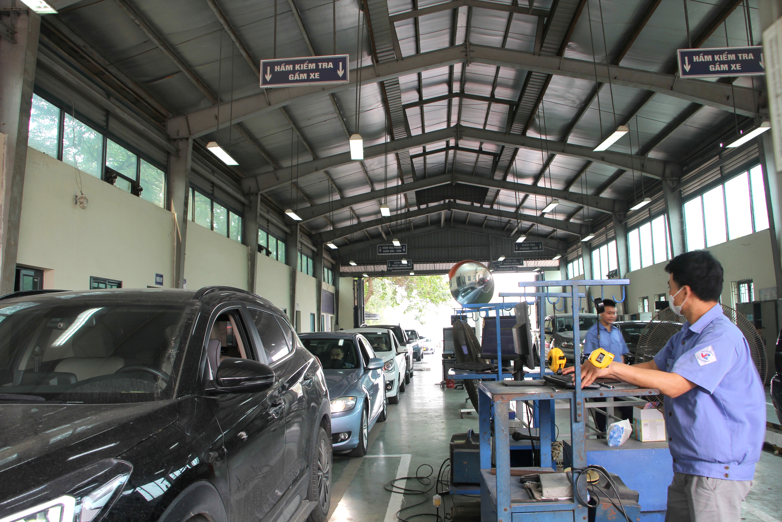 Quy định mới về thu hồi chứng nhận đăng kiểm vi&ecirc;n- Ảnh 1.