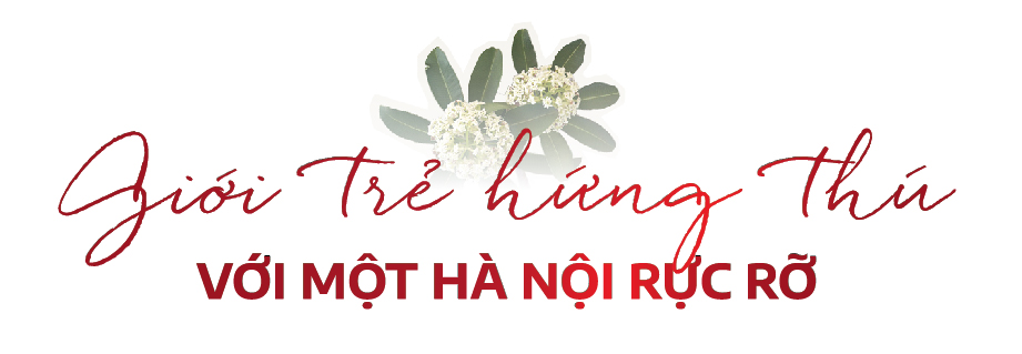 Giới trẻ háo hức check-in dịp kỷ niệm 70 năm Giải phóng Thủ đô- Ảnh 1. Giới trẻ háo hức check-in dịp kỷ niệm 70 năm Giải phóng Thủ đô- Ảnh 1.