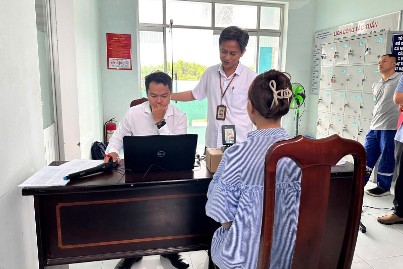 Quảng Ng&atilde;i: Ứng dụng c&ocirc;ng nghệ chống gian lận trong s&aacute;t hạch l&aacute;i xe- Ảnh 2.