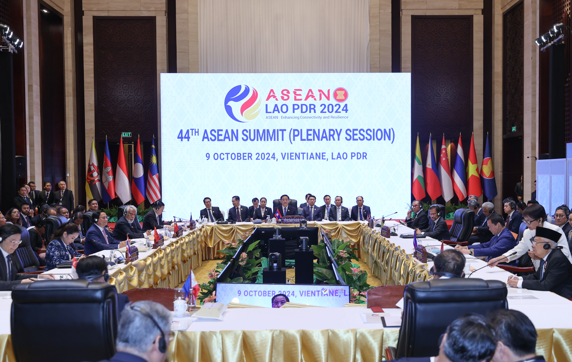 Thủ tướng k&ecirc;u gọi th&uacute;c đẩy đầu tư c&aacute;c c&ocirc;ng tr&igrave;nh hạ tầng chất lượng cao tại ASEAN- Ảnh 2.
