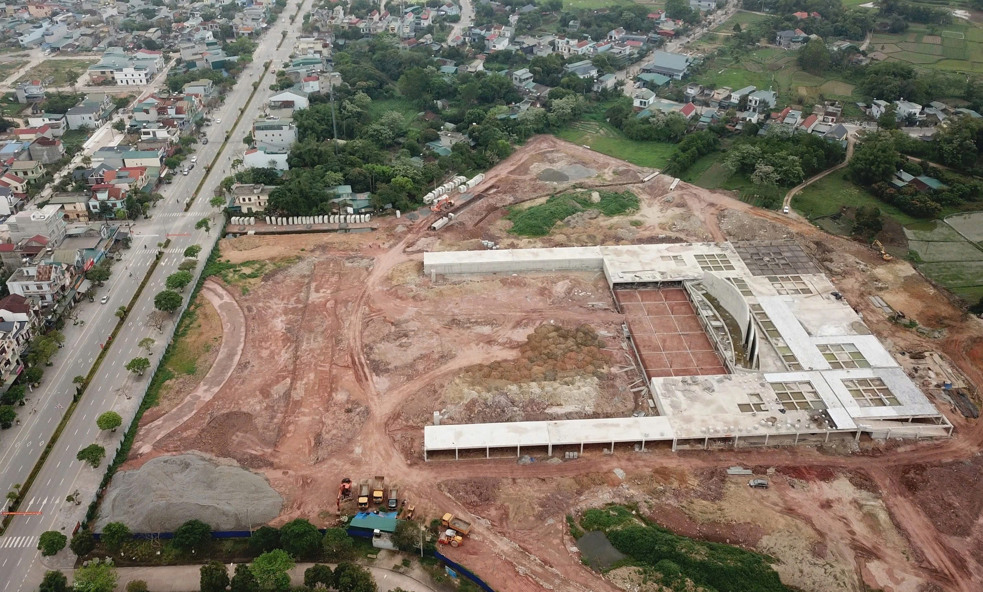 Quảng Ninh: Dự án quảng trường triệu đô gia hạn vẫn khó về đích- Ảnh 3. Quảng Ninh: Dự án quảng trường triệu đô gia hạn vẫn khó về đích- Ảnh 3.