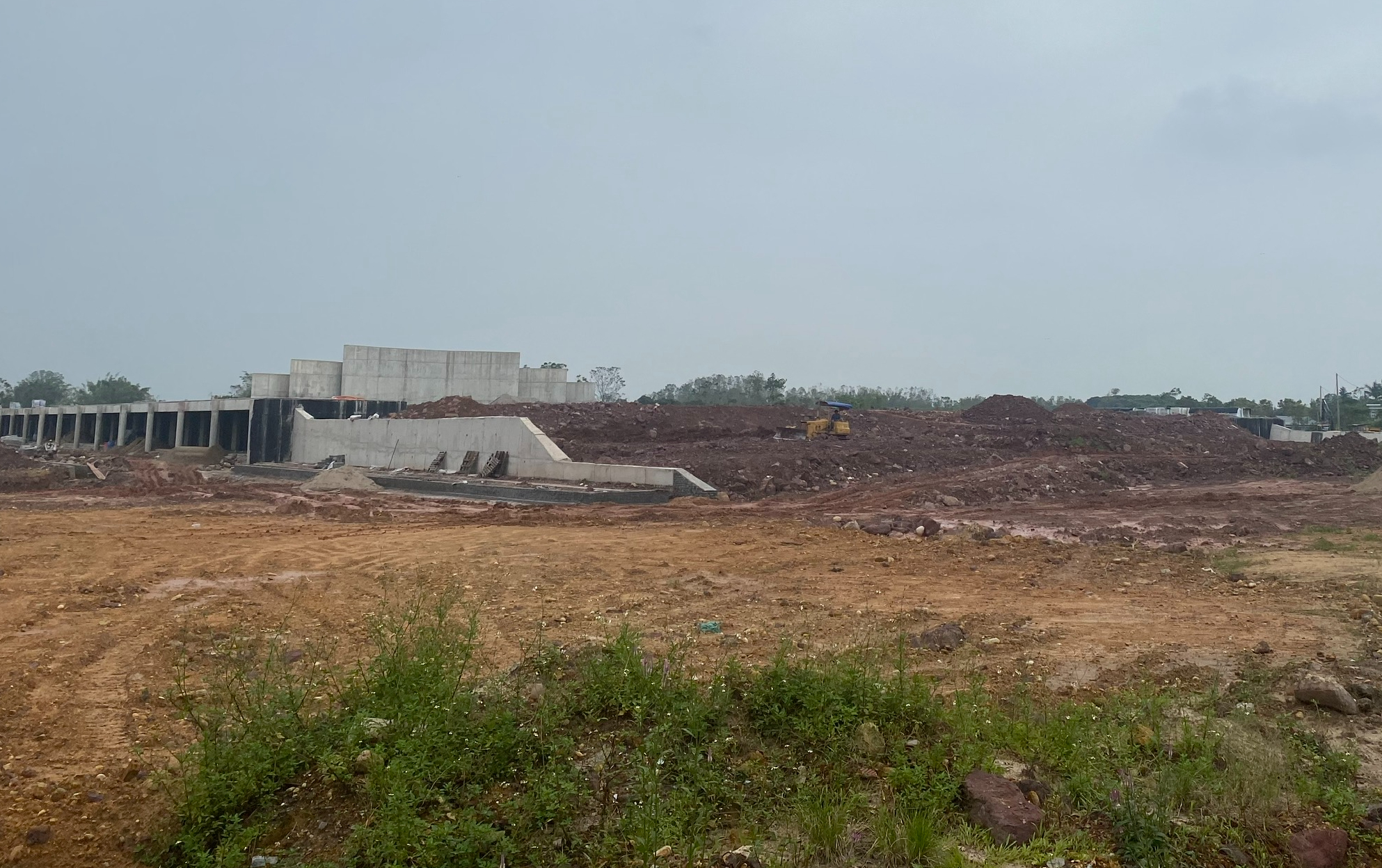 Quảng Ninh: Dự án quảng trường triệu đô gia hạn vẫn khó về đích- Ảnh 1. Quảng Ninh: Dự án quảng trường triệu đô gia hạn vẫn khó về đích- Ảnh 1.