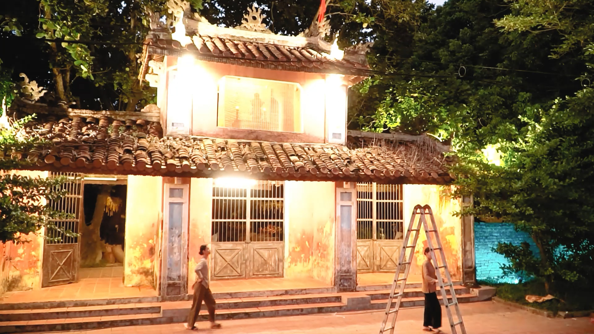 Hậu trường phục dựng biệt thự 150 tuổi trong "Linh Mi&ecirc;u - Quỷ nhập tr&agrave;ng"- Ảnh 6.