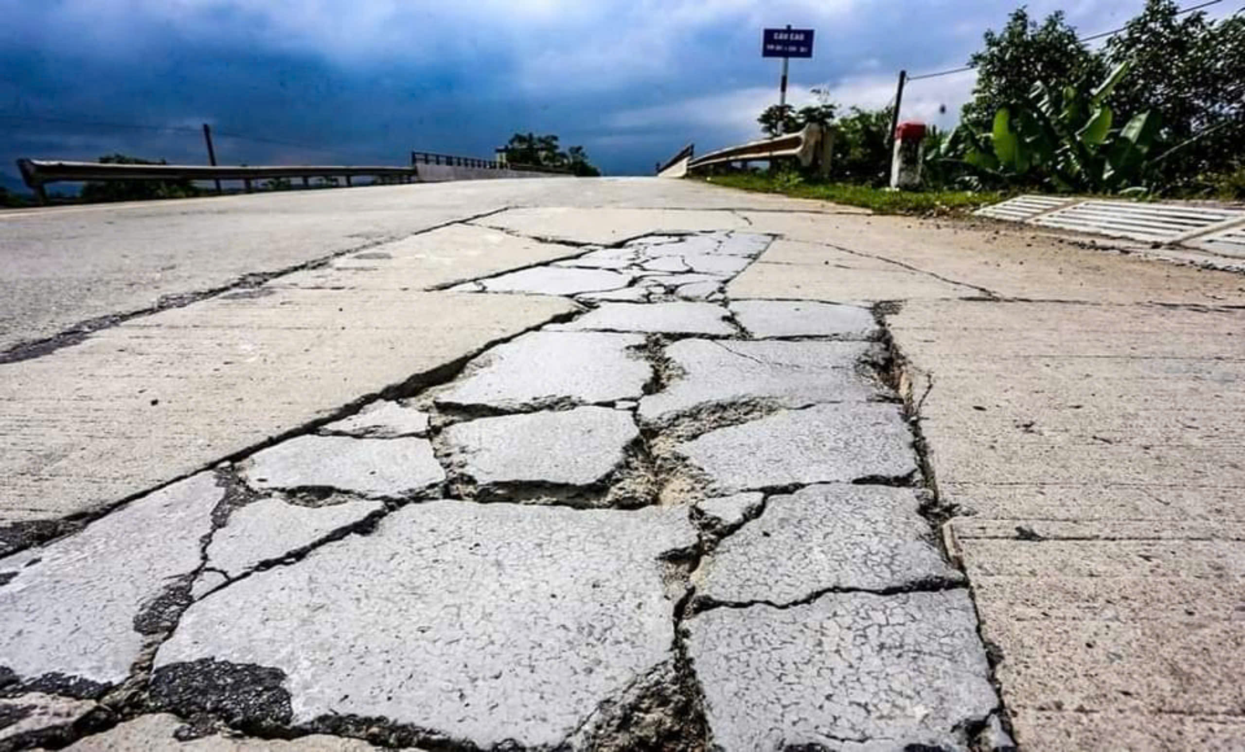 Gần 70 tỷ thảm lại 3km quốc lộ 1A đoạn qua H&agrave; Tĩnh- Ảnh 2.