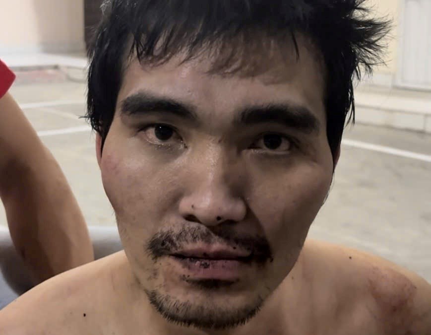 Hải Ph&ograve;ng: Bắt g&atilde; đ&agrave;n &ocirc;ng cầm dao ch&eacute;m 2 người đi đường bị thương  - Ảnh 1.