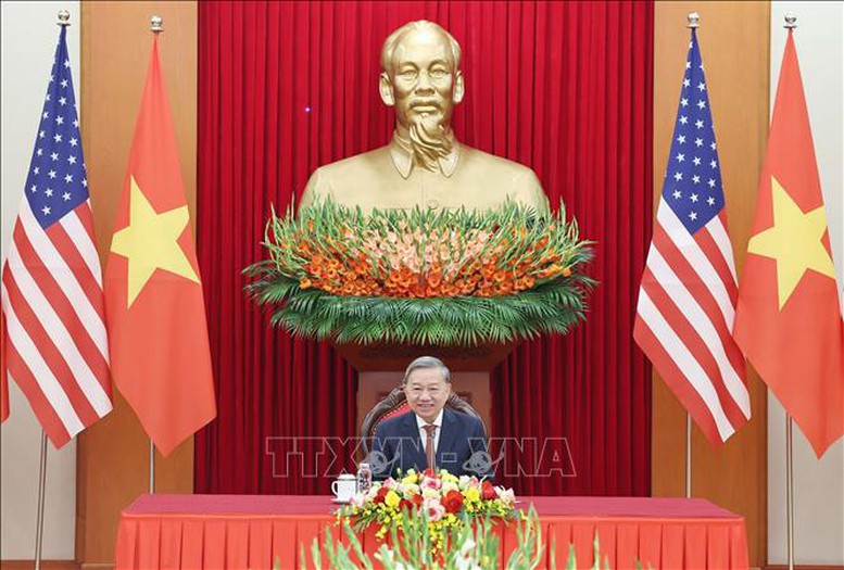 Tổng B&iacute; thư T&ocirc; L&acirc;m điện đ&agrave;m với Tổng thống đắc cử Hoa Kỳ Donald Trump- Ảnh 2.