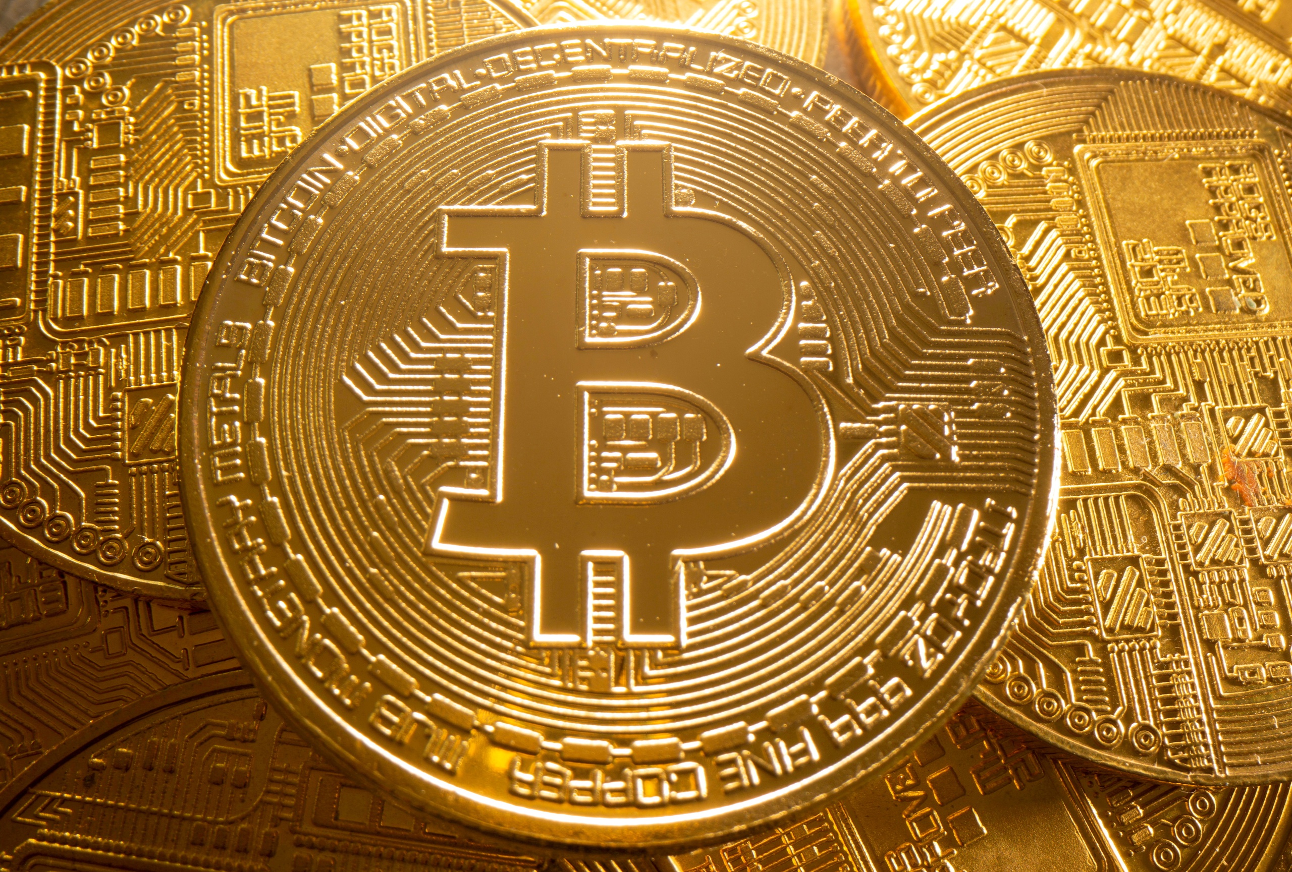 Bitcoin tiến s&aacute;t mốc 90.000 USD- Ảnh 2.
