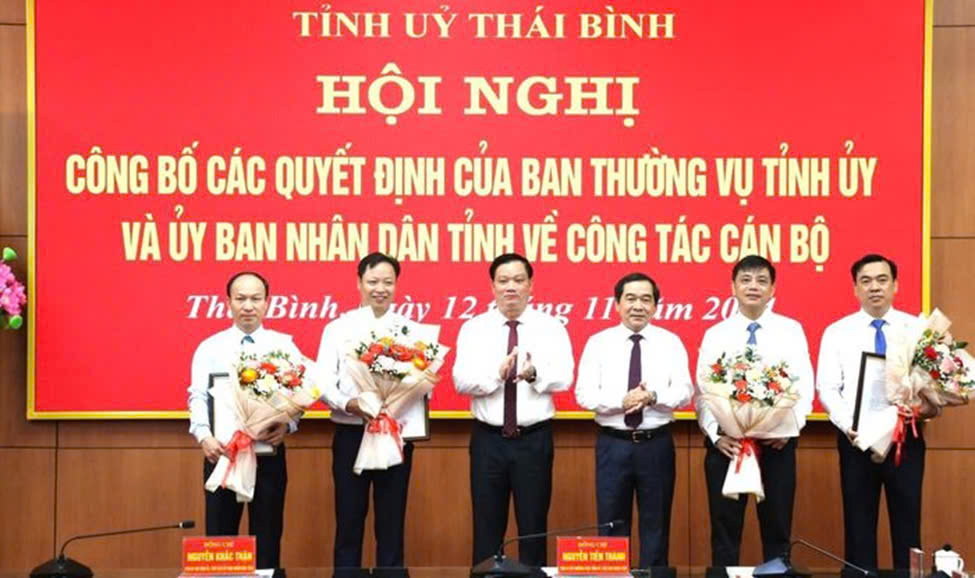 Th&aacute;i B&igrave;nh điều động, bổ nhiệm loạt c&aacute;n bộ chủ chốt- Ảnh 1.