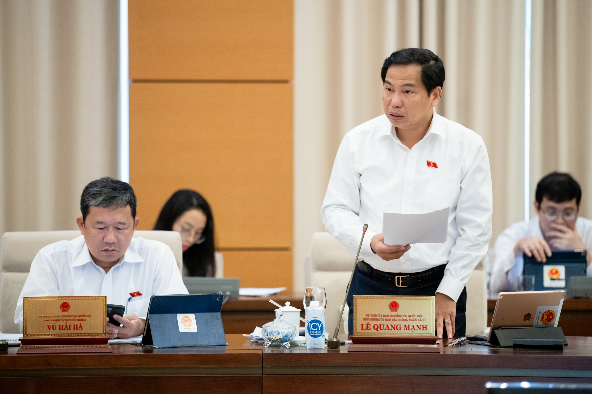 Sẽ lấy phiếu xin ý kiến đại biểu Quốc hội về áp thuế VAT 5% với phân bón- Ảnh 1. Sẽ lấy phiếu xin ý kiến đại biểu Quốc hội về áp thuế VAT 5% với phân bón- Ảnh 1.