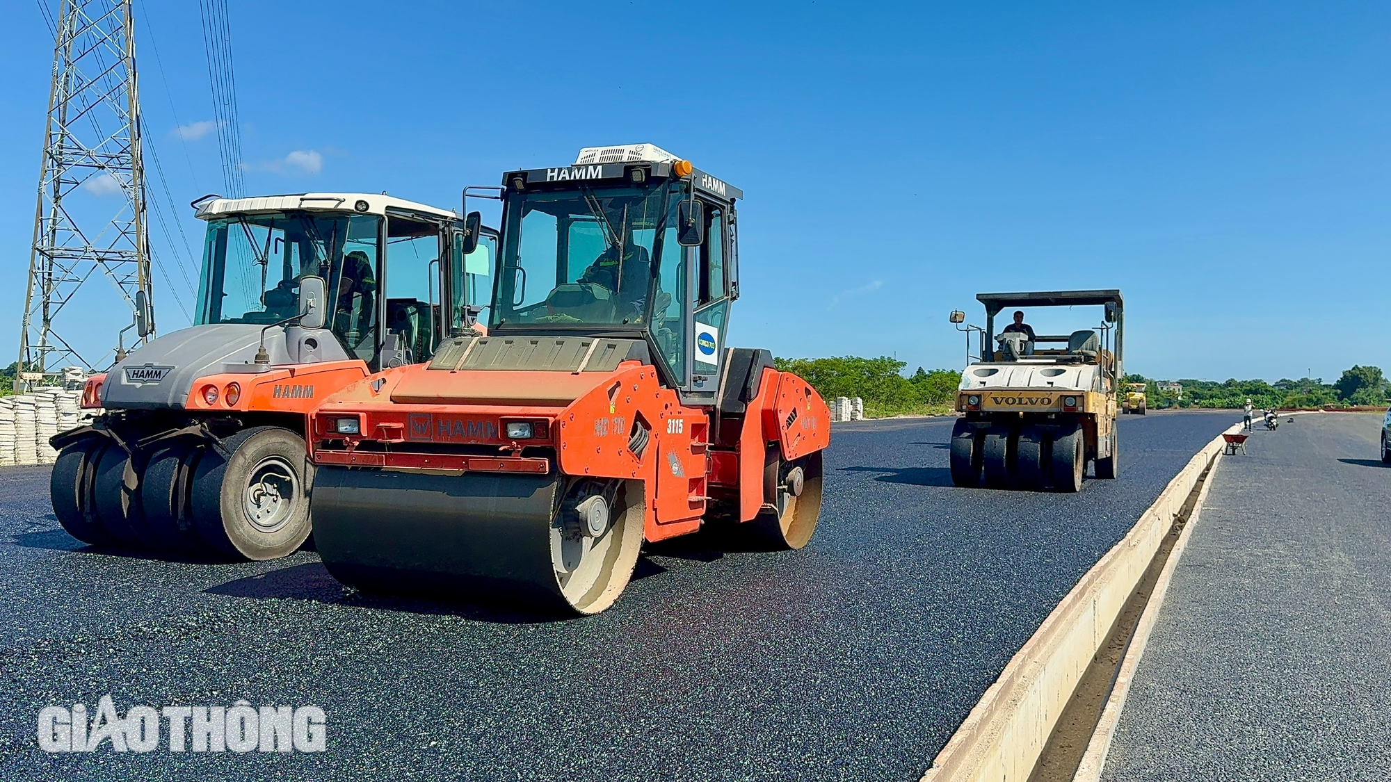 Nỗ lực th&ocirc;ng xe cao tốc Bi&ecirc;n H&ograve;a - Vũng T&agrave;u đoạn 3 v&agrave;o 30/4/2025- Ảnh 3.