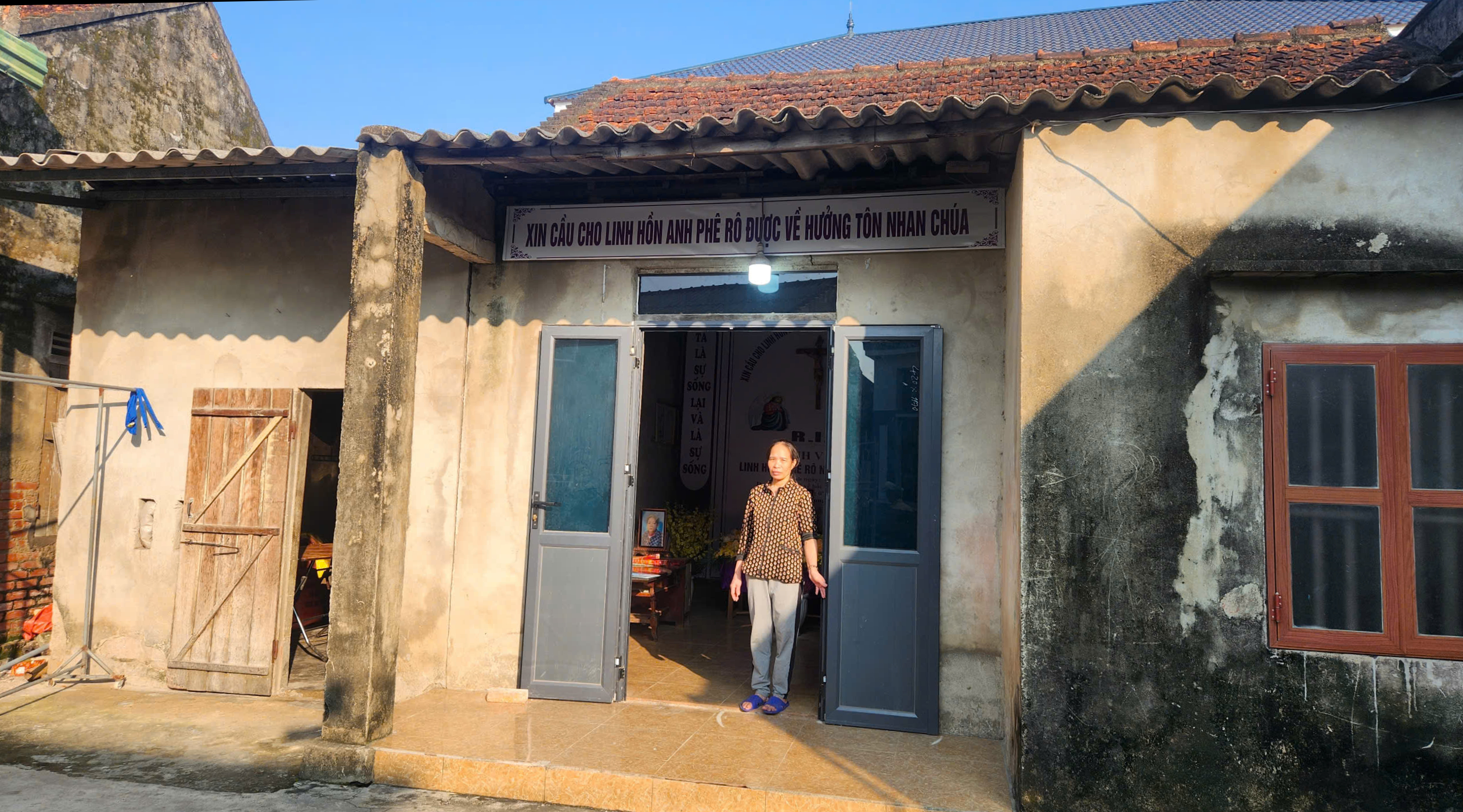 &Aacute;m ảnh chuỗi ng&agrave;y bi kịch k&eacute;o d&agrave;i sau mỗi vụ tai nạn giao th&ocirc;ng- Ảnh 2.