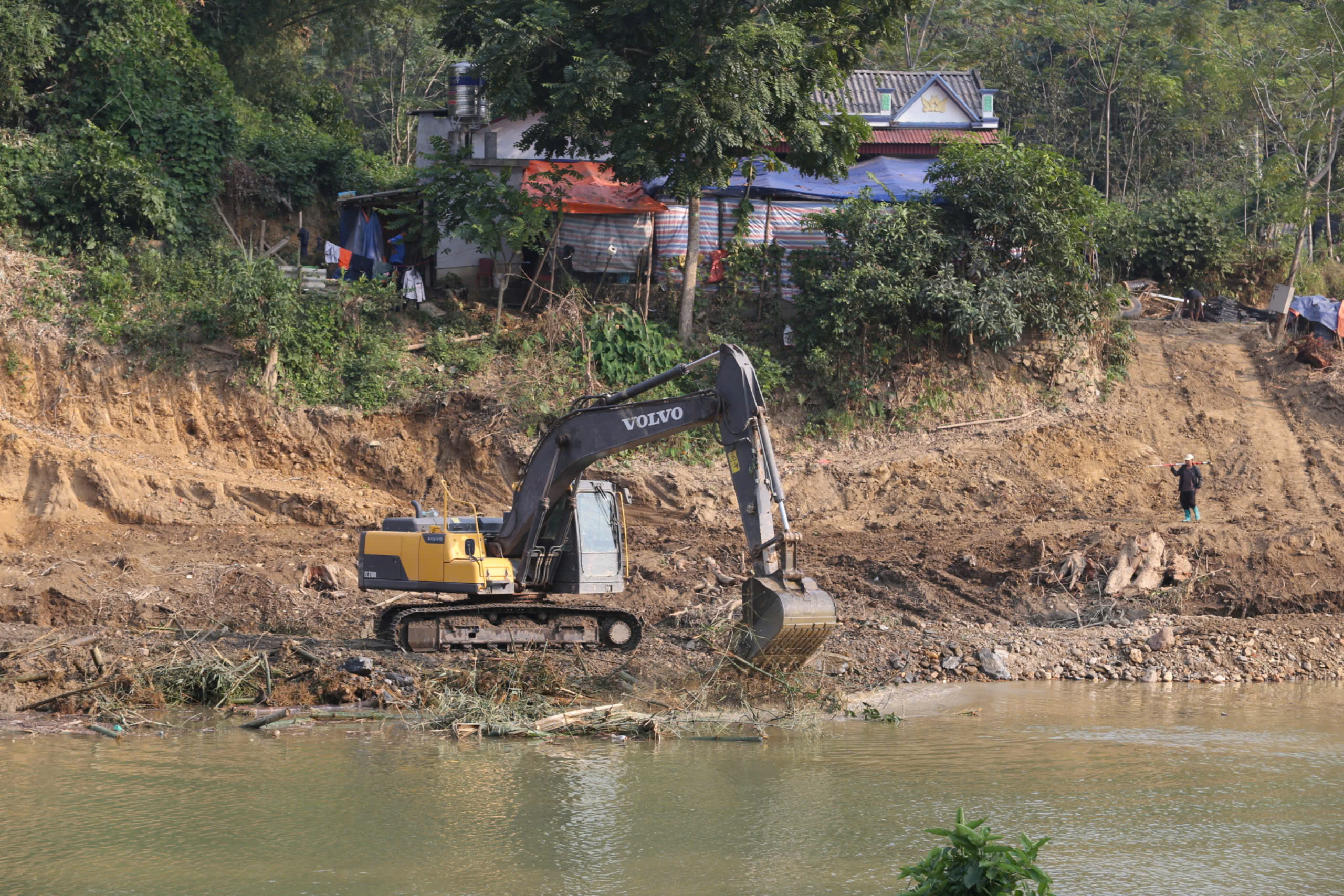 Thủy điện xả nước bất thường g&acirc;y thiệt hại dự &aacute;n k&egrave; hạ du Bắc Kạn- Ảnh 11.