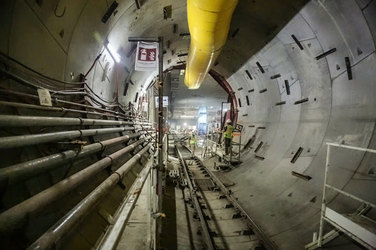 B&ecirc;n trong 600 m&eacute;t đường hầm metro Nhổn - ga H&agrave; Nội c&oacute; g&igrave;? - Ảnh 1.