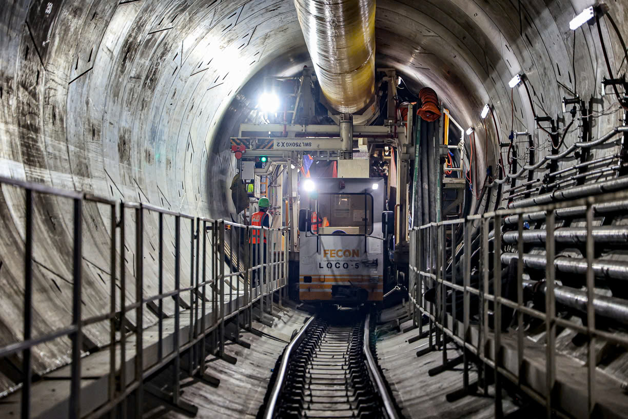 B&ecirc;n trong 600 m&eacute;t đường hầm metro Nhổn - ga H&agrave; Nội c&oacute; g&igrave;? - Ảnh 4.