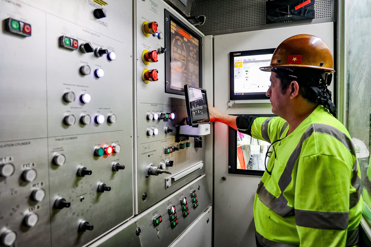 B&ecirc;n trong 600 m&eacute;t đường hầm metro Nhổn - ga H&agrave; Nội c&oacute; g&igrave;? - Ảnh 2.