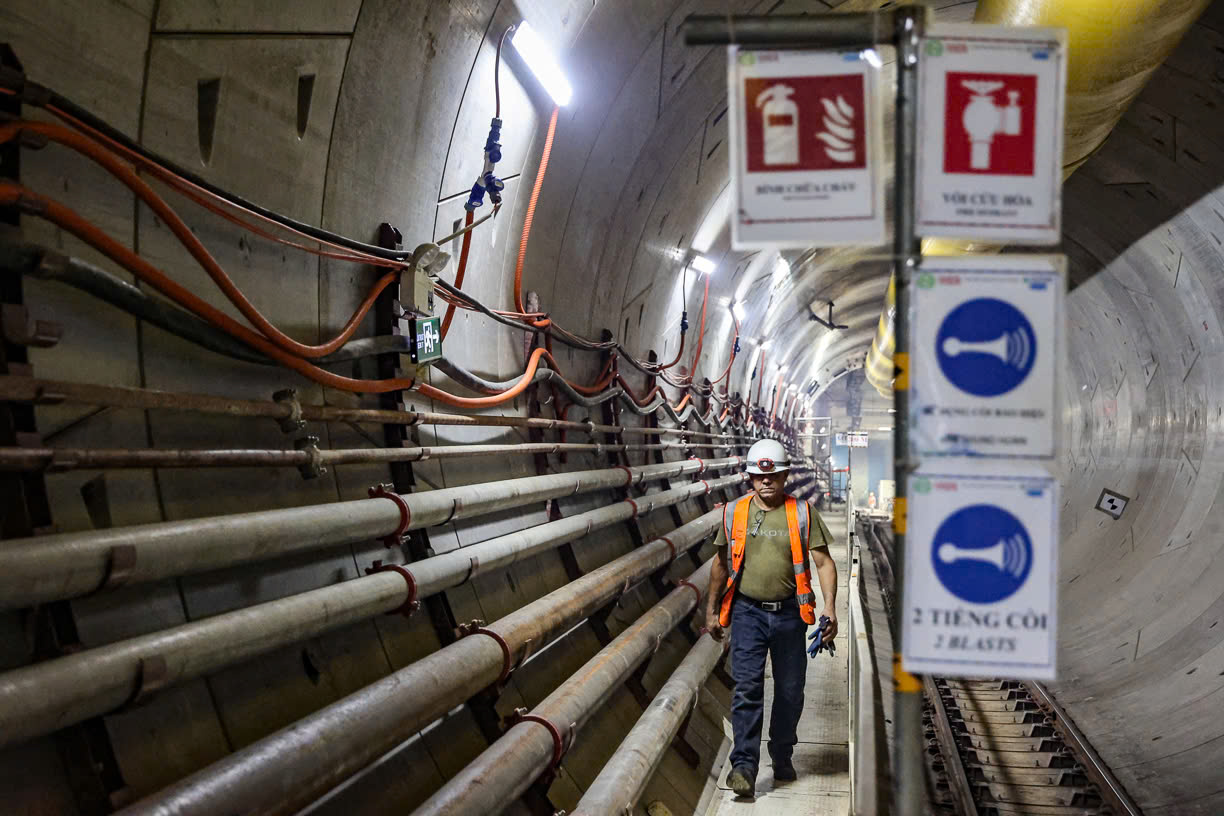 B&ecirc;n trong 600 m&eacute;t đường hầm metro Nhổn - ga H&agrave; Nội c&oacute; g&igrave;? - Ảnh 7.