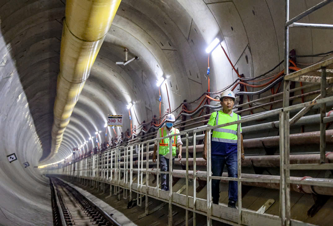 B&ecirc;n trong 600 m&eacute;t đường hầm metro Nhổn - ga H&agrave; Nội c&oacute; g&igrave;? - Ảnh 3.