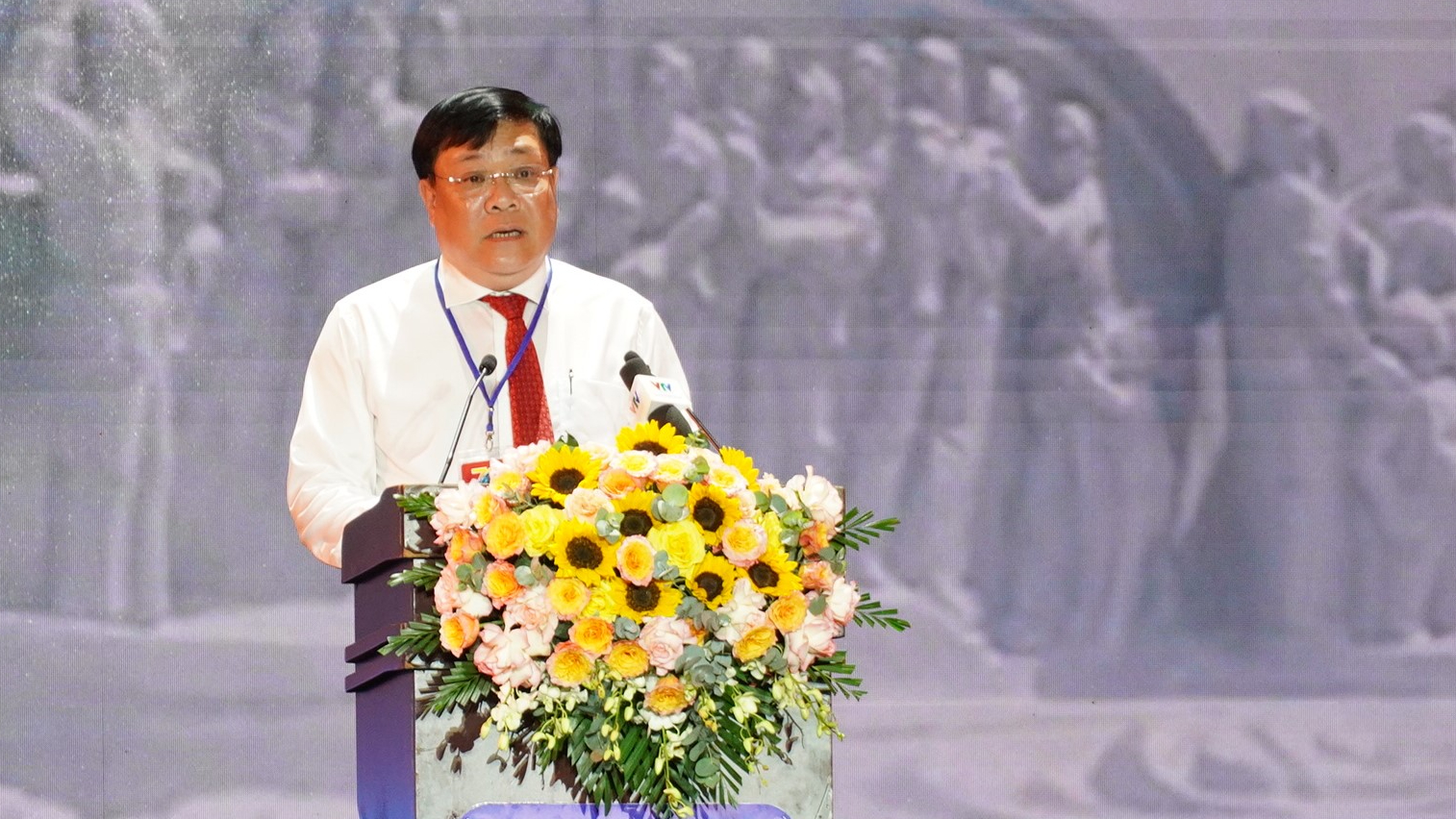 Kh&aacute;nh th&agrave;nh cụm tượng đ&agrave;i kỷ niệm tập kết ra Bắc cuối năm 1954 tại C&agrave; Mau- Ảnh 1.