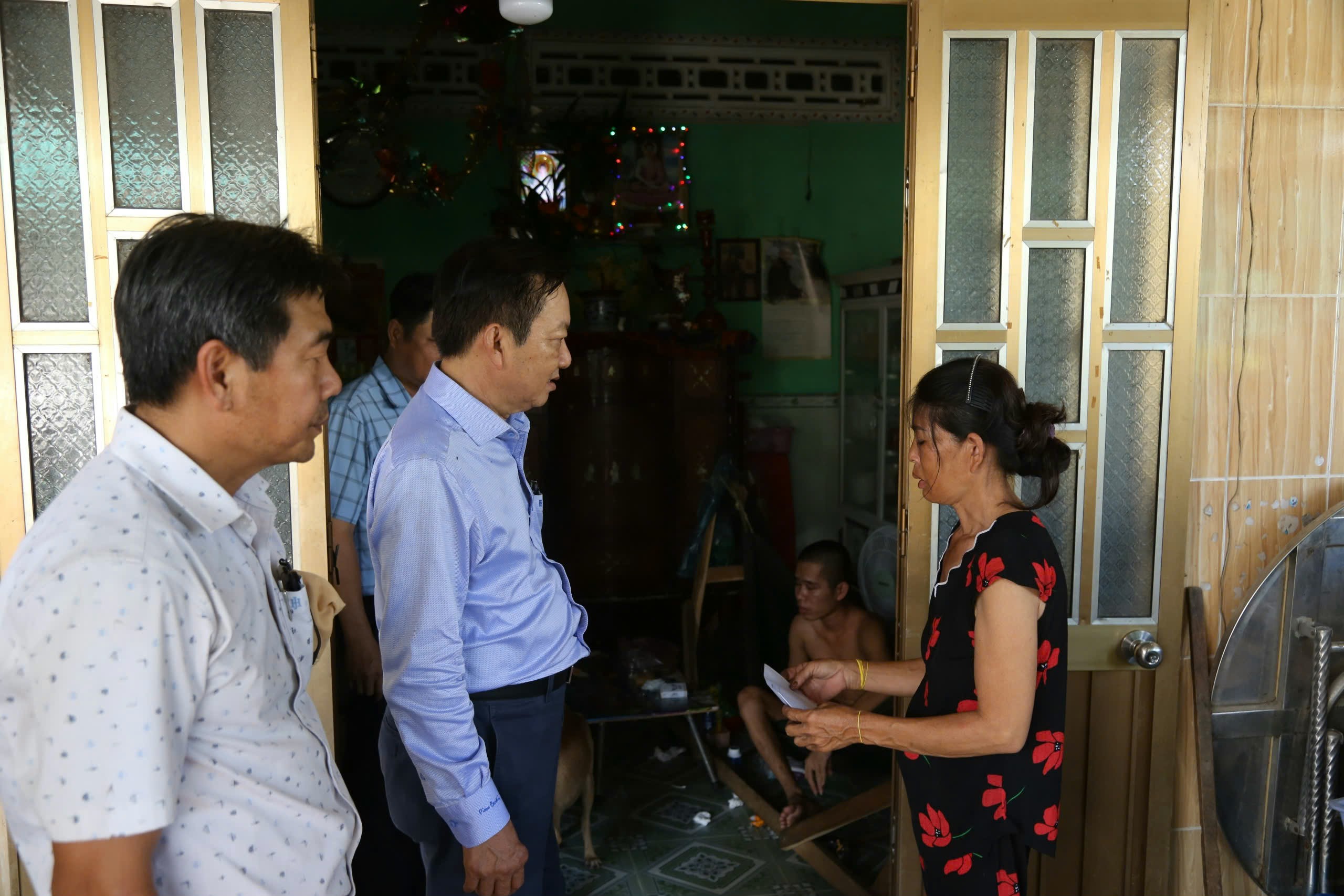 Tiền Giang: K&ecirc;u gọi mạnh thường qu&acirc;n hỗ trợ gia đ&igrave;nh c&oacute; người th&acirc;n bị TNGT- Ảnh 2.