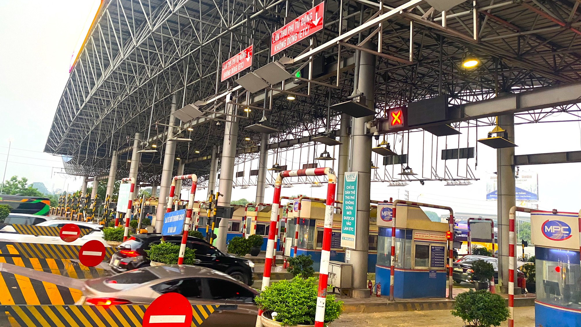 Dự &aacute;n BOT sẽ phải dừng thu ph&iacute; trong trường hợp n&agrave;o?- Ảnh 1.