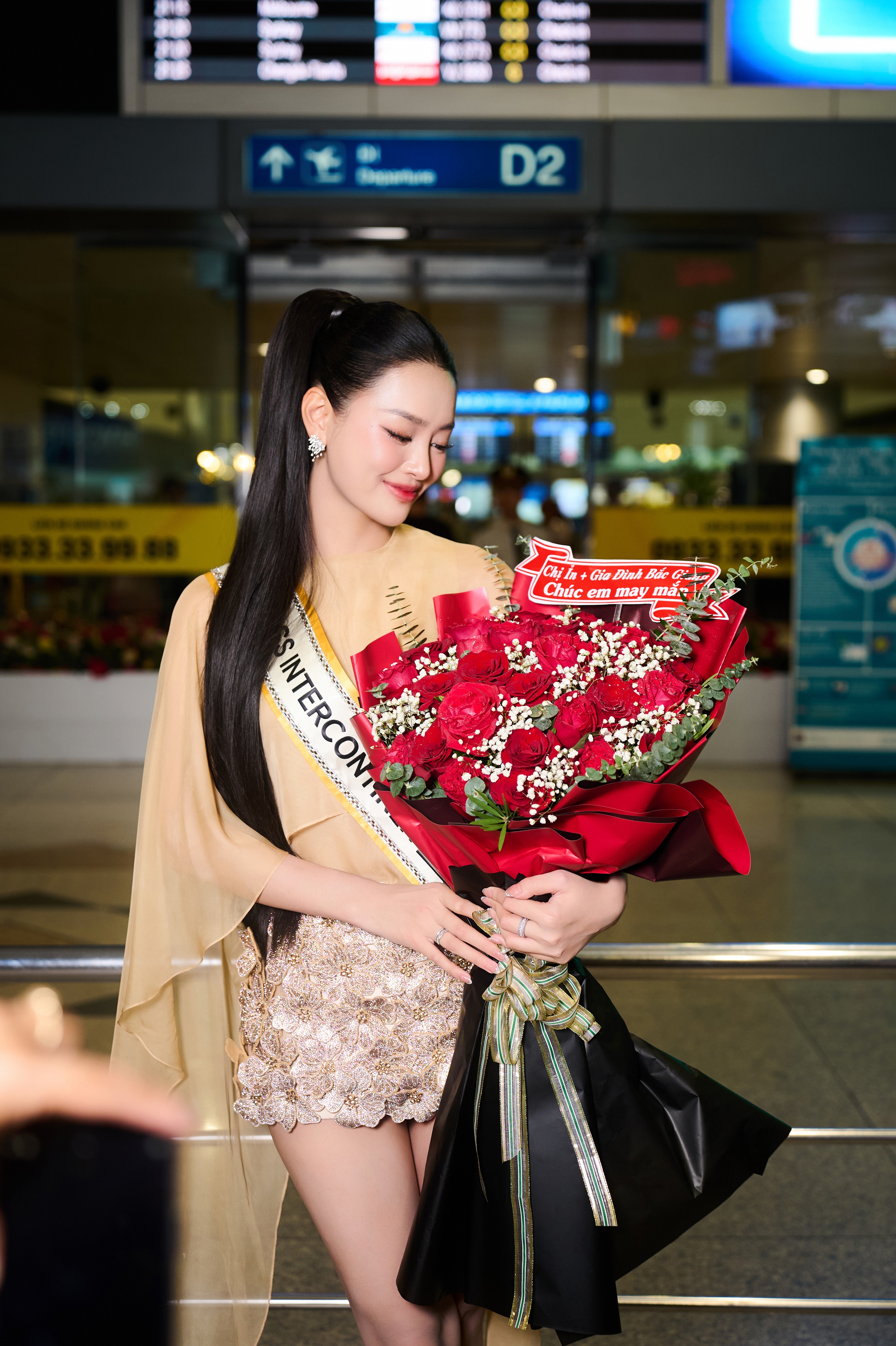 &Aacute; hậu B&ugrave;i Kh&aacute;nh Linh ch&iacute;nh thức l&ecirc;n đường sang Ai Cập tham dự Miss Intercontinental 2024- Ảnh 6.