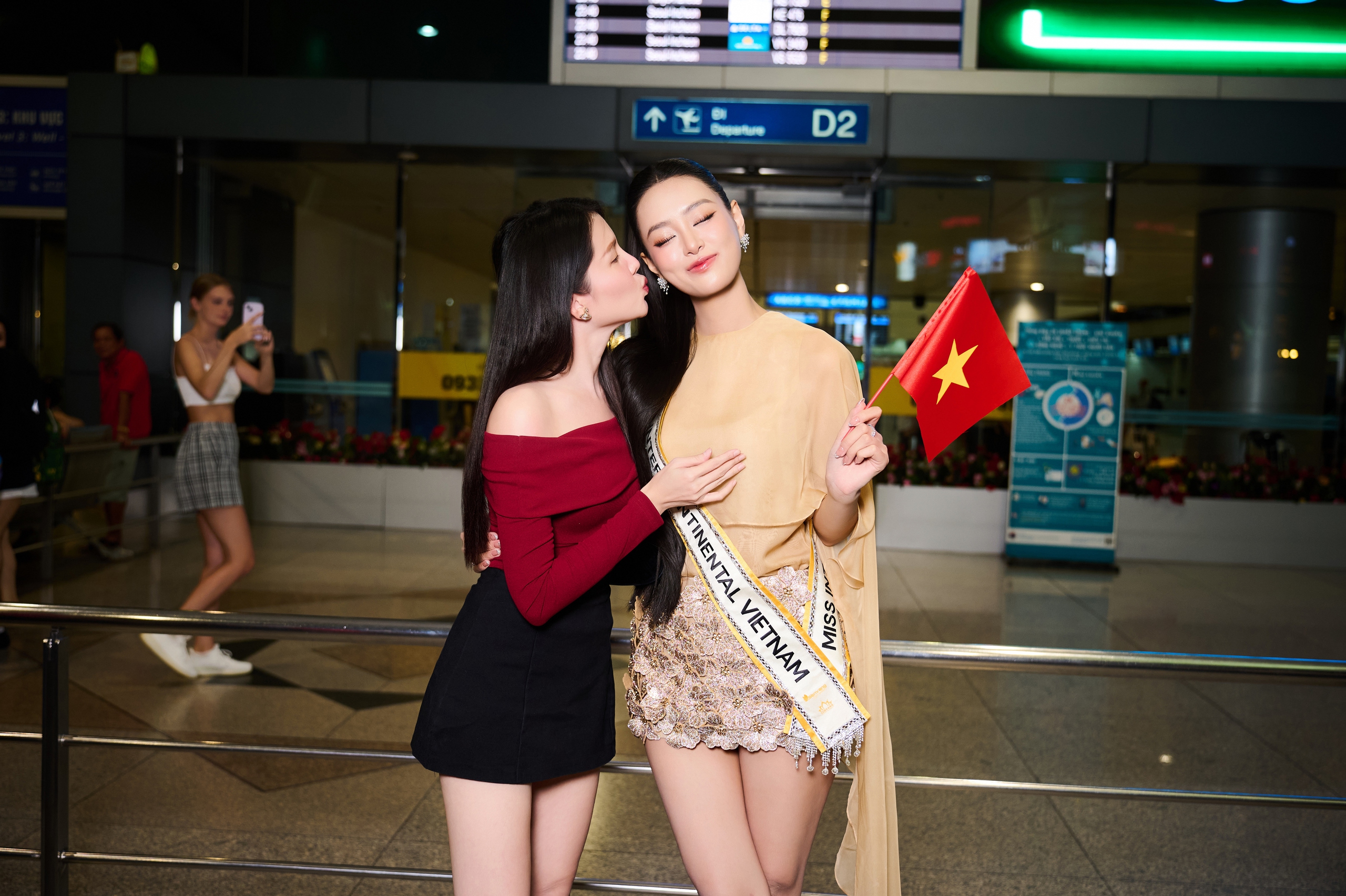 &Aacute; hậu B&ugrave;i Kh&aacute;nh Linh ch&iacute;nh thức l&ecirc;n đường sang Ai Cập tham dự Miss Intercontinental 2024- Ảnh 3.
