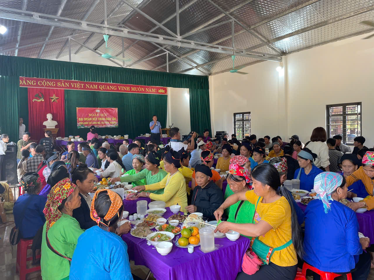 Ấm &aacute;p ng&agrave;y hội Đại đo&agrave;n kết to&agrave;n d&acirc;n tộc ở L&agrave;ng Nủ- Ảnh 10.