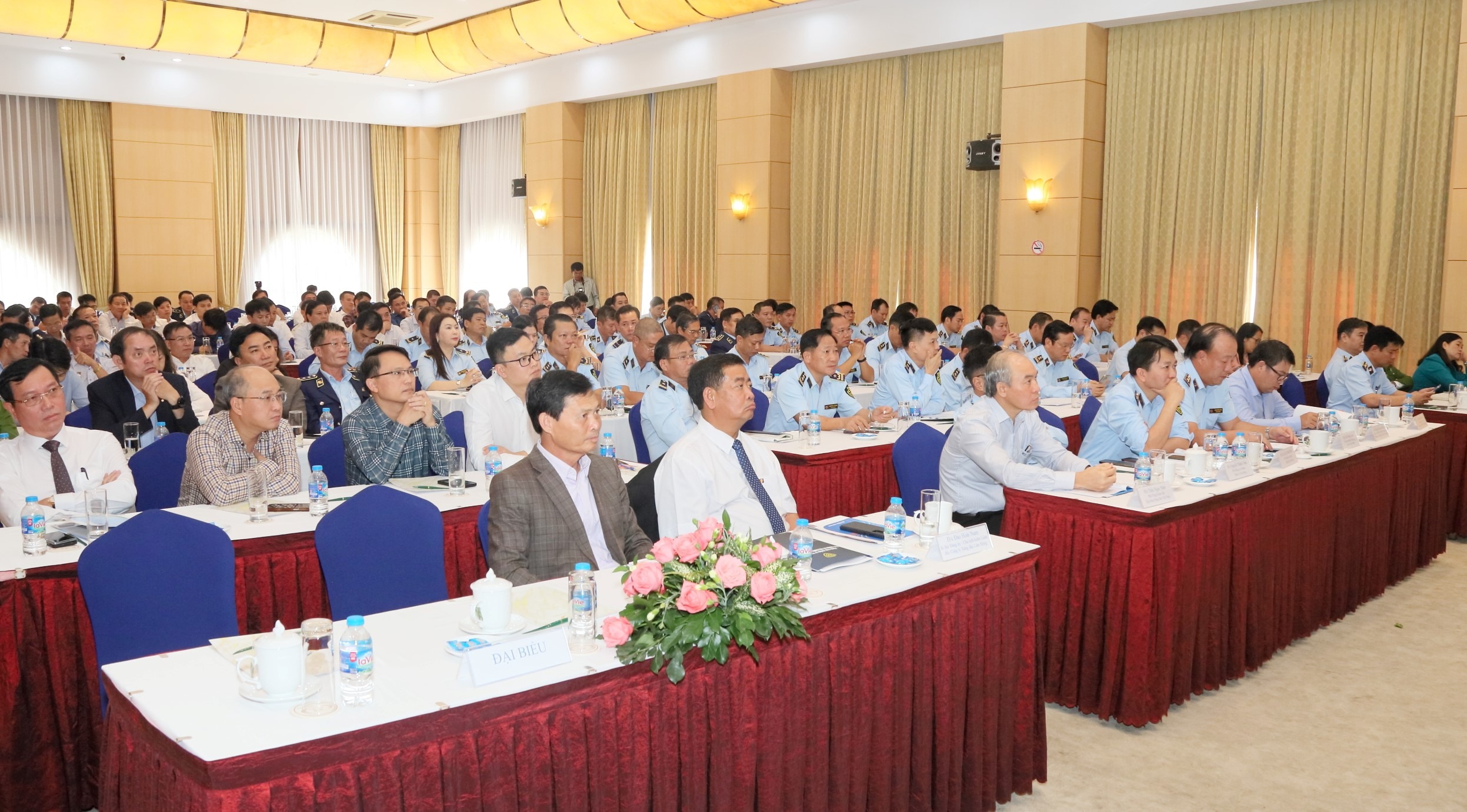 Kinh doanh xăng dầu giai đoạn 2020-2024: Nhiều gian lận, xử phạt gần 1.000 vụ vi phạm- Ảnh 1.