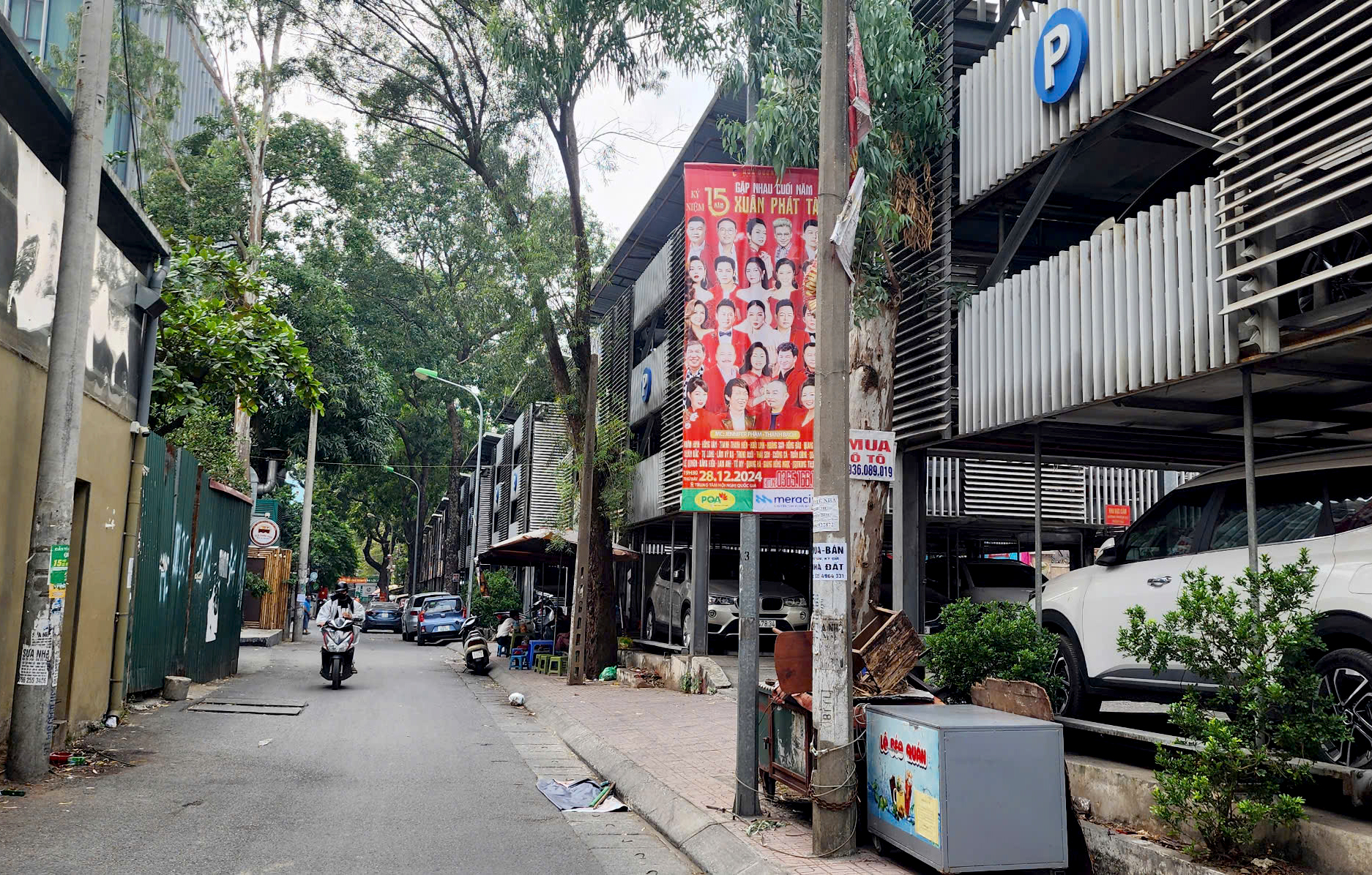 Chương tr&igrave;nh Xu&acirc;n Ph&aacute;t T&agrave;i &ldquo;rải&rdquo; băng r&ocirc;n lậu tr&ecirc;n nhiều tuyến phố H&agrave; Nội?- Ảnh 4.