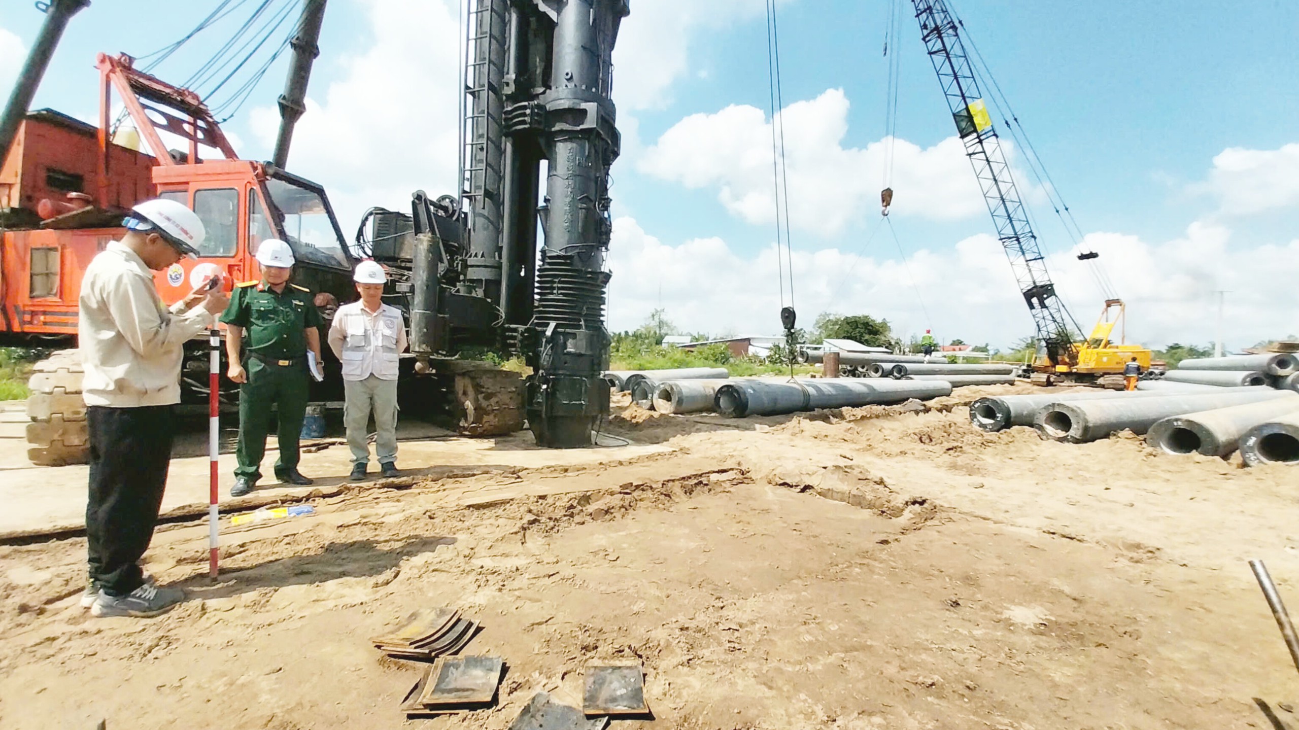 Nh&agrave; thầu cao tốc Cao L&atilde;nh - An Hữu "ngồi tr&ecirc;n lửa" chờ thủ tục cấp mỏ c&aacute;t- Ảnh 1.