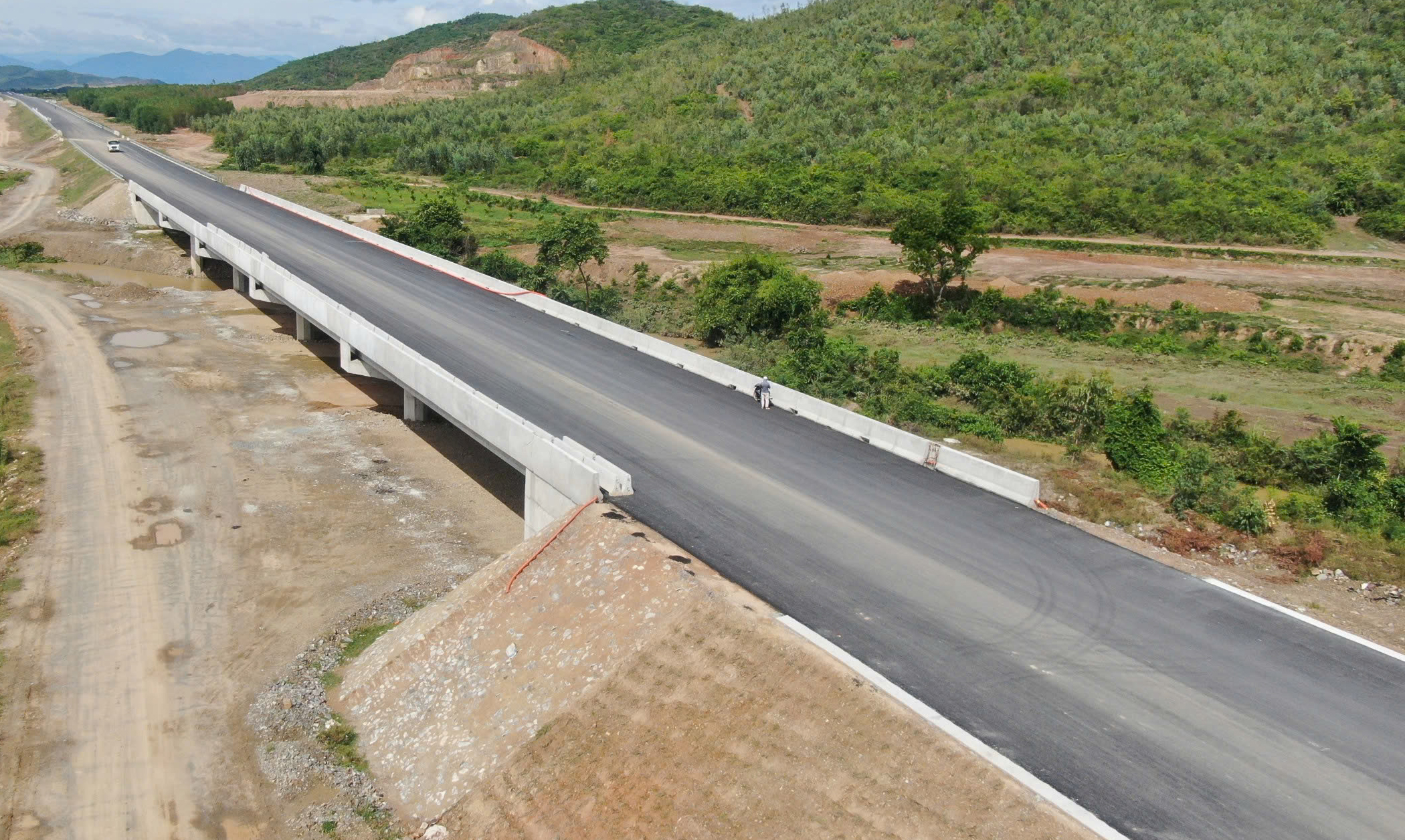 Hơn 230 tỷ đồng x&acirc;y trạm dừng nghỉ tr&ecirc;n cao tốc V&acirc;n Phong - Nha Trang- Ảnh 2.