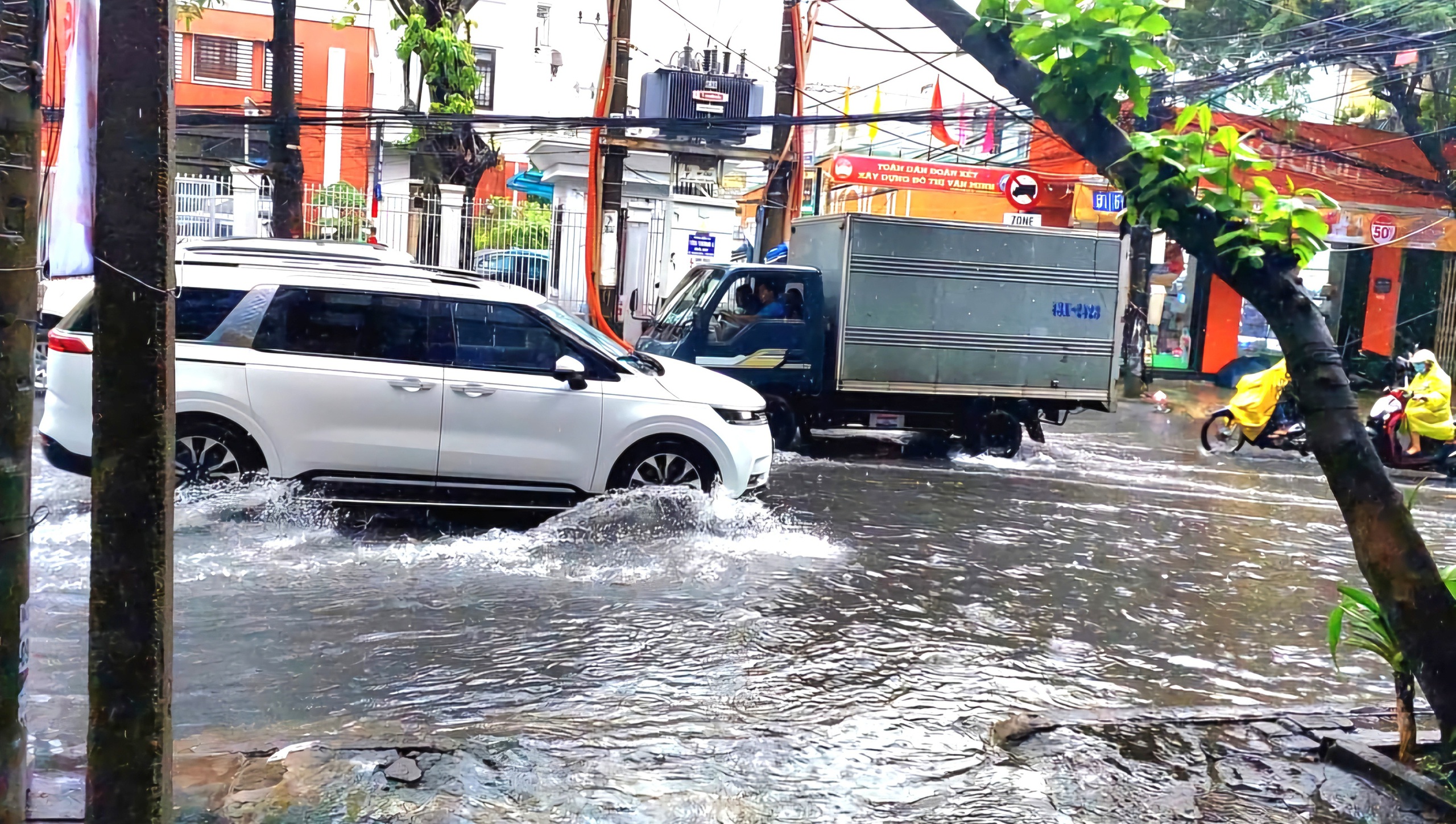 Đà Nẵng: Hơn 280 tỷ cải tạo hệ thống thoát nước, cáp ngầm- Ảnh 1. Đà Nẵng: Hơn 280 tỷ cải tạo hệ thống thoát nước, cáp ngầm- Ảnh 1.