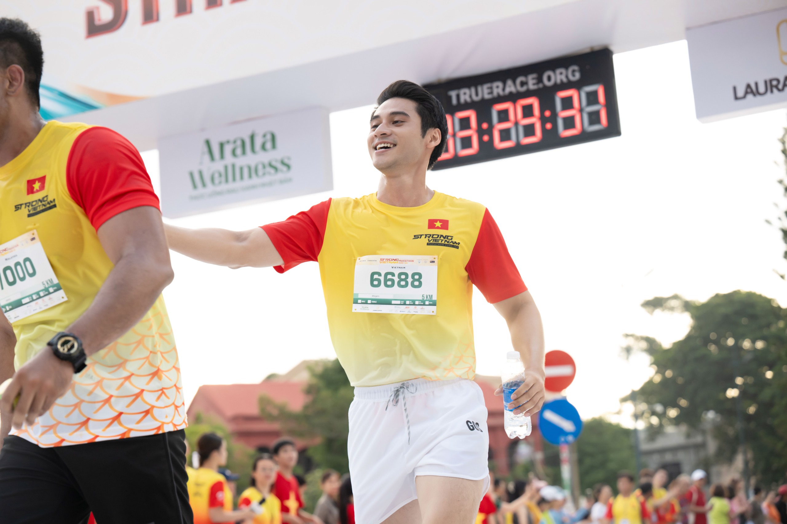 Giải chạy Marathon quốc tế Strong Vietnam tạo cảnh tượng chưa từng c&oacute; tại TP Vũng T&agrave;u- Ảnh 11.