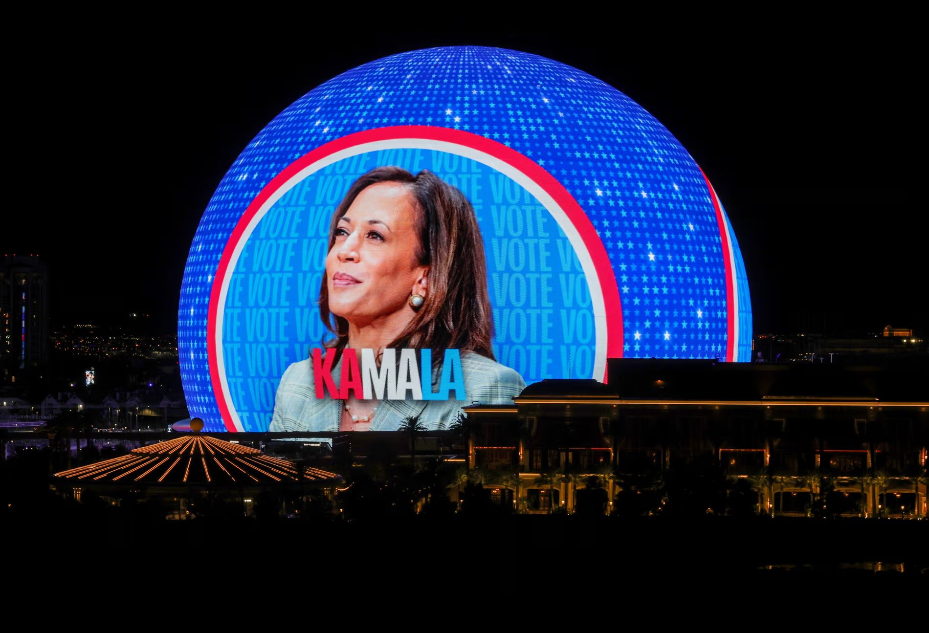 Trump - Harris đổ h&agrave;ng tỷ USD vận động tranh cử Tổng thống Mỹ 2024 như thế n&agrave;o?- Ảnh 1.