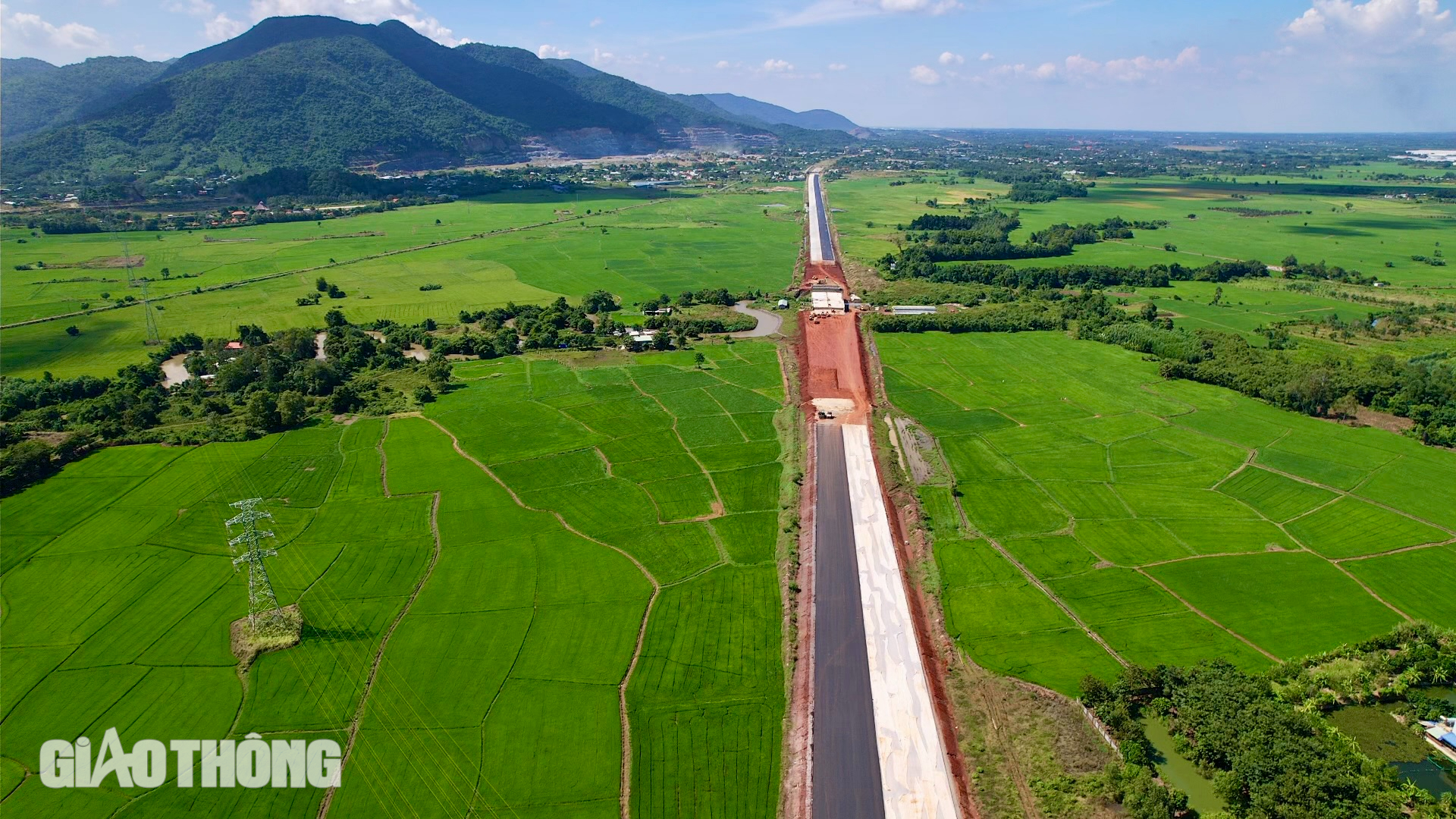 Những cung đường đẹp ở B&agrave; Rịa - Vũng T&agrave;u- Ảnh 5.