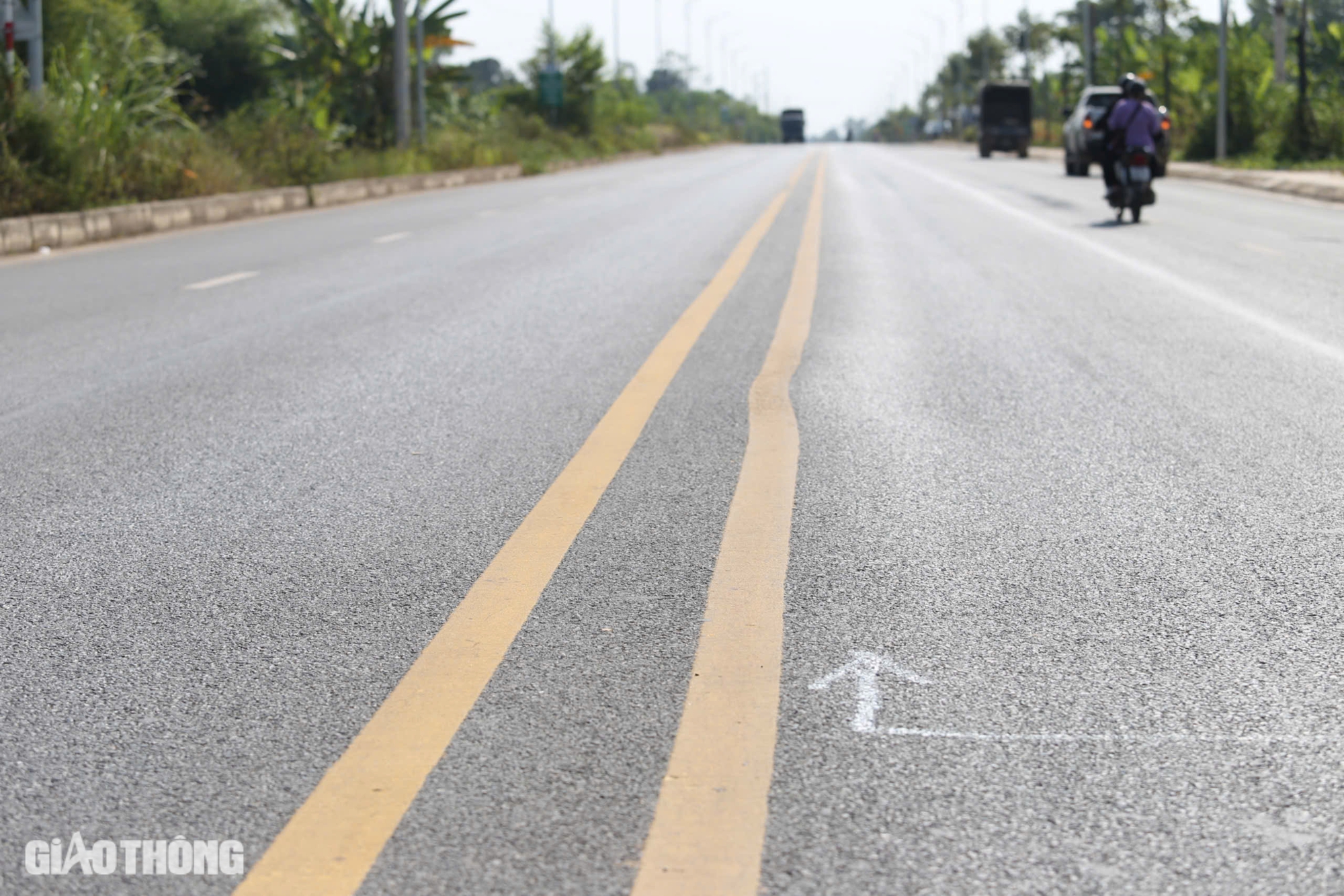 Đường trăm tỷ ở Thái Nguyên xuất hiện vệt lún sâu 10cm sau hơn một năm sử dụng- Ảnh 4. Đường trăm tỷ ở Thái Nguyên xuất hiện vệt lún sâu 10cm sau hơn một năm sử dụng- Ảnh 4.