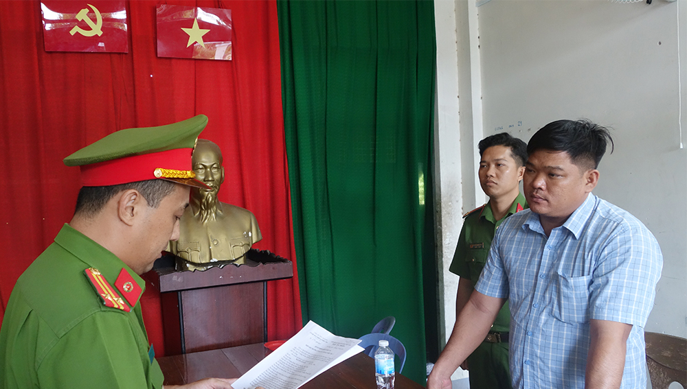 Vi phạm đầu tư c&ocirc;ng tr&igrave;nh x&acirc;y dựng, l&atilde;nh đạo doanh nghiệp ở An Giang bị bắt- Ảnh 1.