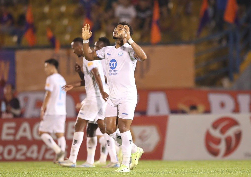Sao nhập tịch lỡ hẹn AFF Cup &ldquo;so&aacute;n ng&ocirc;i&rdquo; Tiến Linh ở V-League- Ảnh 1.
