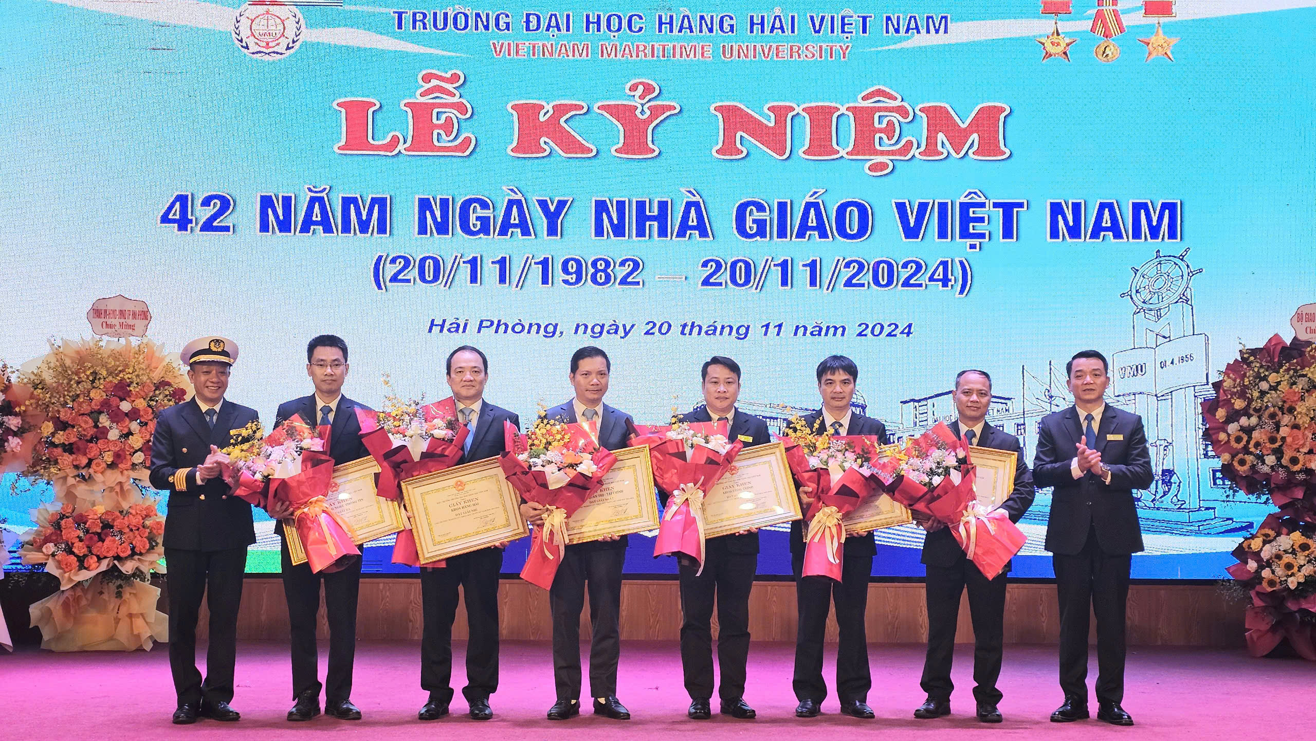 Đại học H&agrave;ng hải bổ nhiệm ph&oacute; hiệu trưởng v&agrave; c&oacute; th&ecirc;m 3 ph&oacute; gi&aacute;o sư- Ảnh 3.