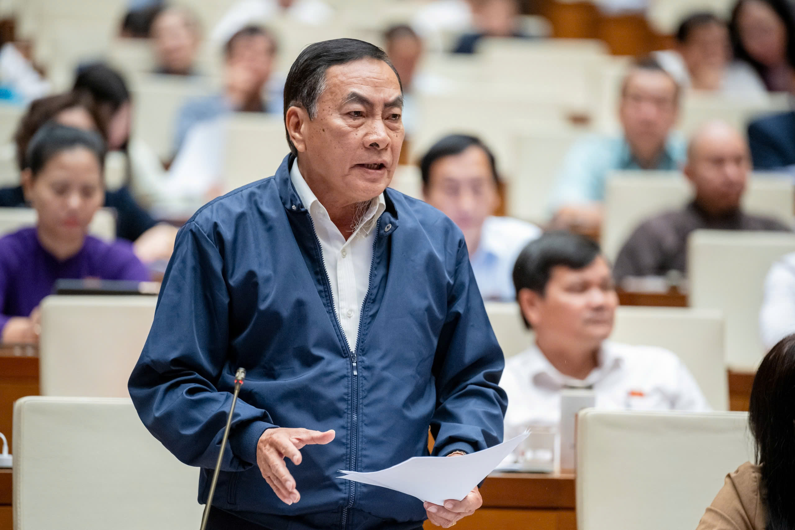 Nhà ở thương mại "đắp chiếu", còn nhà ở xã hội bốc thăm 5 lần, 7 lượt không mua được- Ảnh 5. Nhà ở thương mại "đắp chiếu", còn nhà ở xã hội bốc thăm 5 lần, 7 lượt không mua được- Ảnh 5.