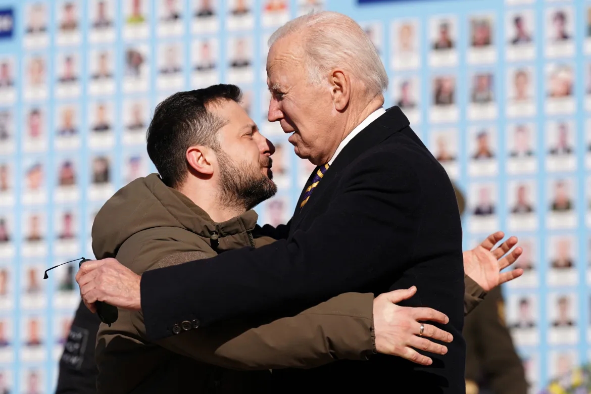 &Ocirc;ng Joe Biden muốn xo&aacute; cho Ukraine khoản nợ 4,65 tỷ USD- Ảnh 1.