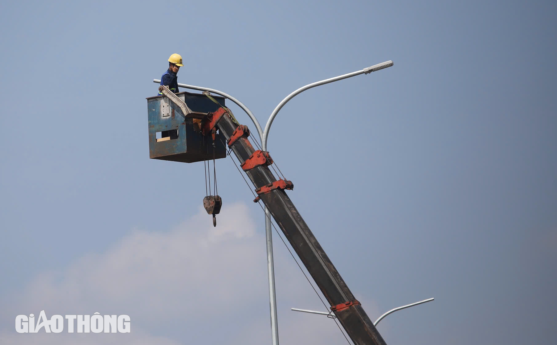 Hiện trạng n&uacute;t giao cao tốc Bến Lức - Long Th&agrave;nh với QL51 trước ng&agrave;y l&agrave;m cầu vượt- Ảnh 9.