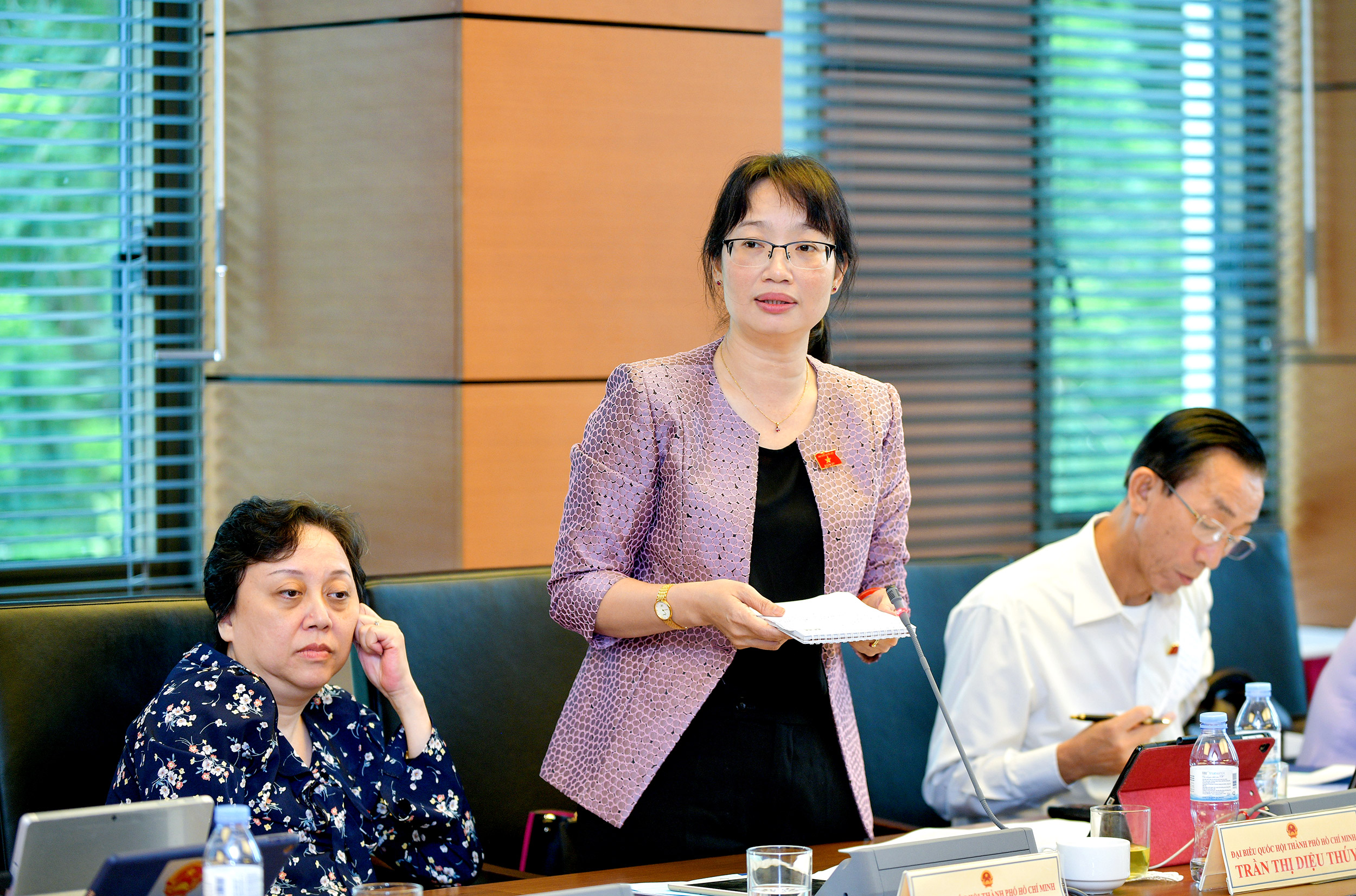 Đại biểu Quốc hội đề nghị ưu đãi thuế, hỗ trợ hoạt động báo chí- Ảnh 3. Đại biểu Quốc hội đề nghị ưu đãi thuế, hỗ trợ hoạt động báo chí- Ảnh 3.