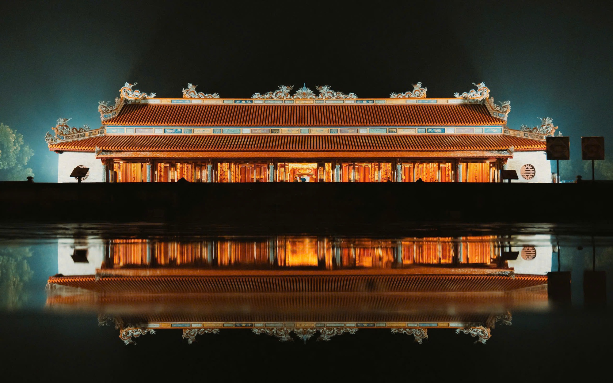 Chi&ecirc;m ngưỡng điện Th&aacute;i H&ograve;a trong Ho&agrave;ng th&agrave;nh Huế sau 3 năm tr&ugrave;ng tu
