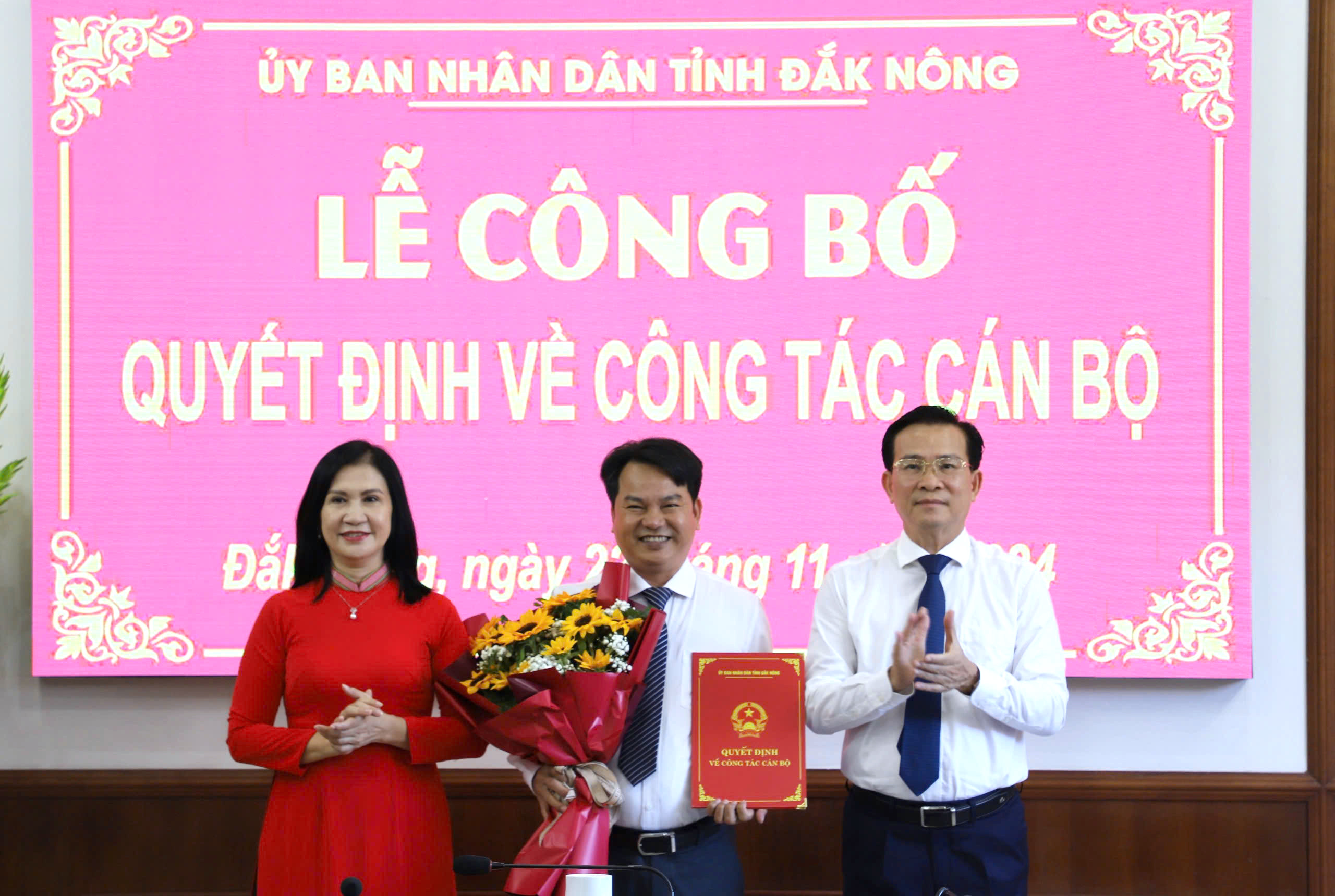 Gi&aacute;m đốc Sở Giao th&ocirc;ng vận tải l&agrave;m Ch&aacute;nh văn ph&ograve;ng UBND tỉnh Đắk N&ocirc;ng- Ảnh 1.