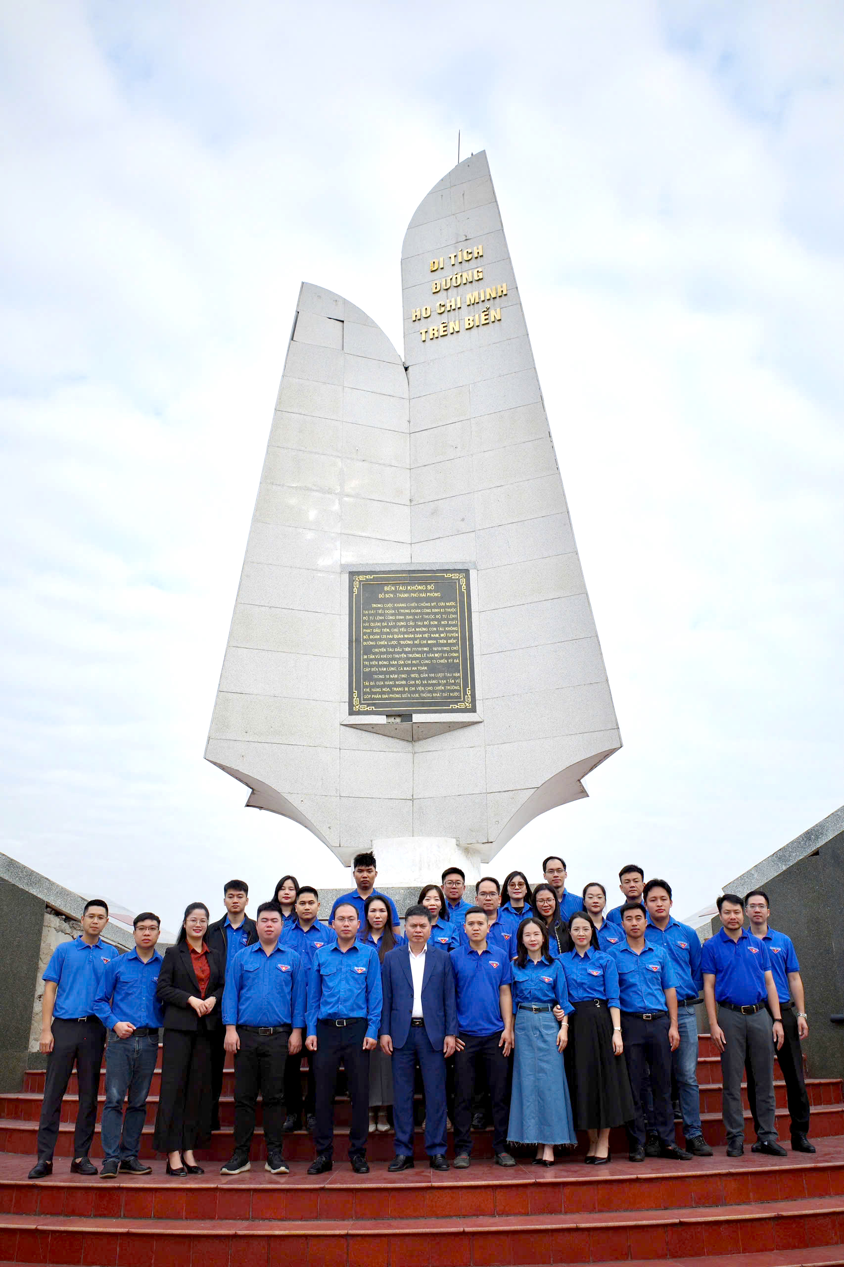 Đo&agrave;n Bộ GTVT tuy&ecirc;n truyền an to&agrave;n đường sắt; tập huấn kỹ năng cho c&aacute;n bộ Đo&agrave;n- Ảnh 2.