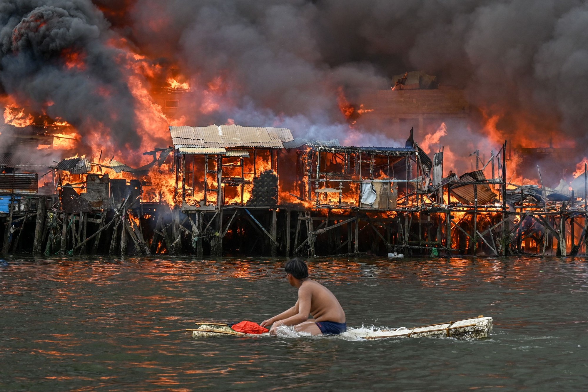 1732436955886112424_Tondo Fire.jpg