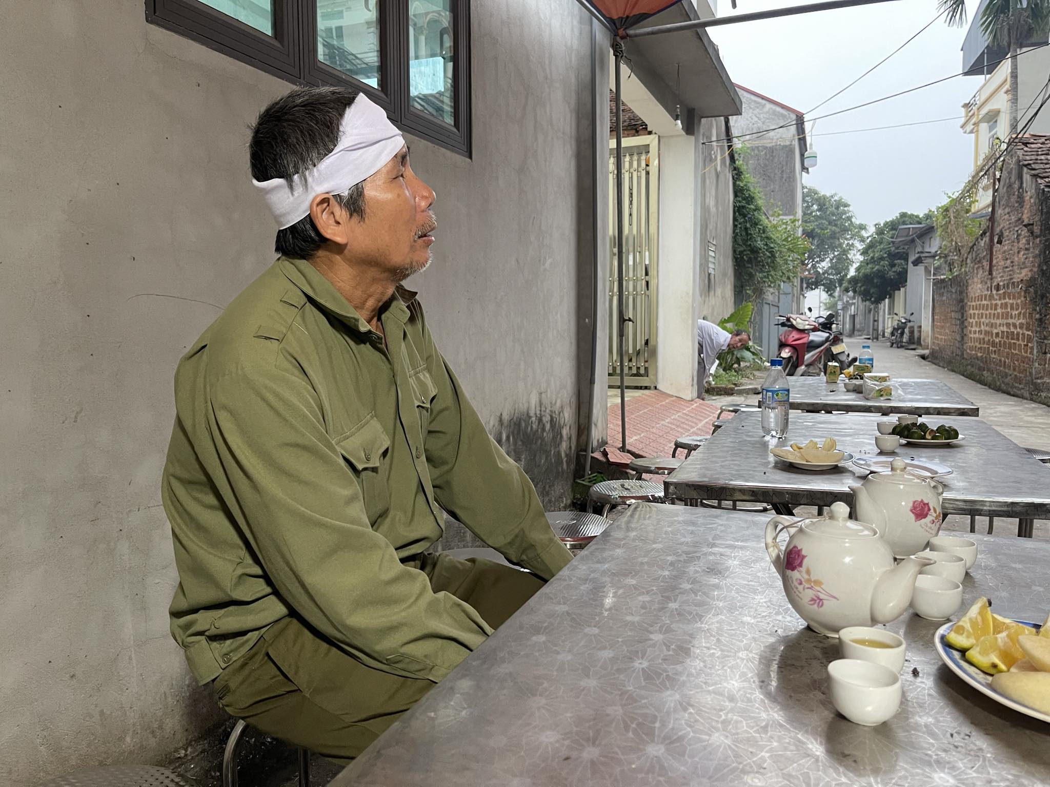 Quặn đau nh&agrave; mất 4 người v&igrave; xe m&aacute;y lao xuống mương nước- Ảnh 1.