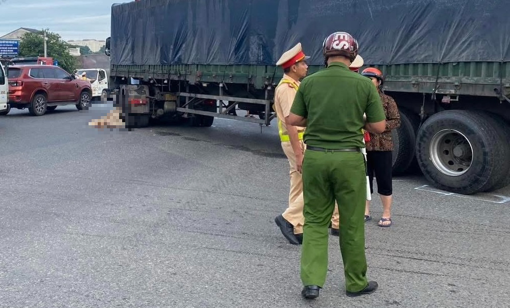 Tạm giữ t&agrave;i xế g&acirc;y tai nạn khiến nữ sinh tử vong tại chỗ- Ảnh 2.