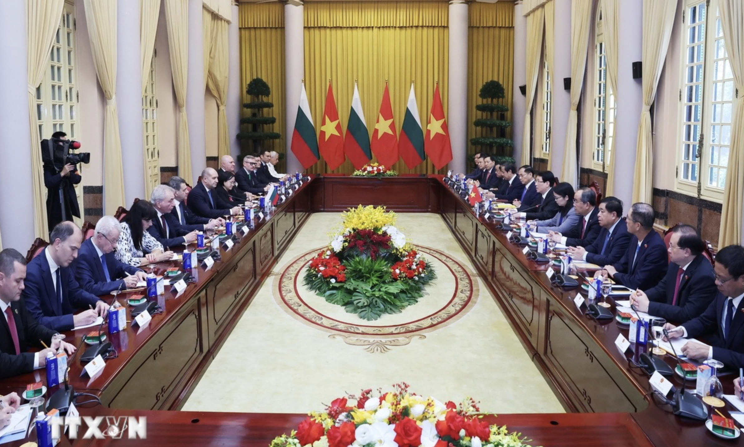 Đề nghị Bulgaria c&oacute; tiếng n&oacute;i th&uacute;c đẩy EU sớm ph&ecirc; chuẩn Hiệp định EVIPA- Ảnh 2.